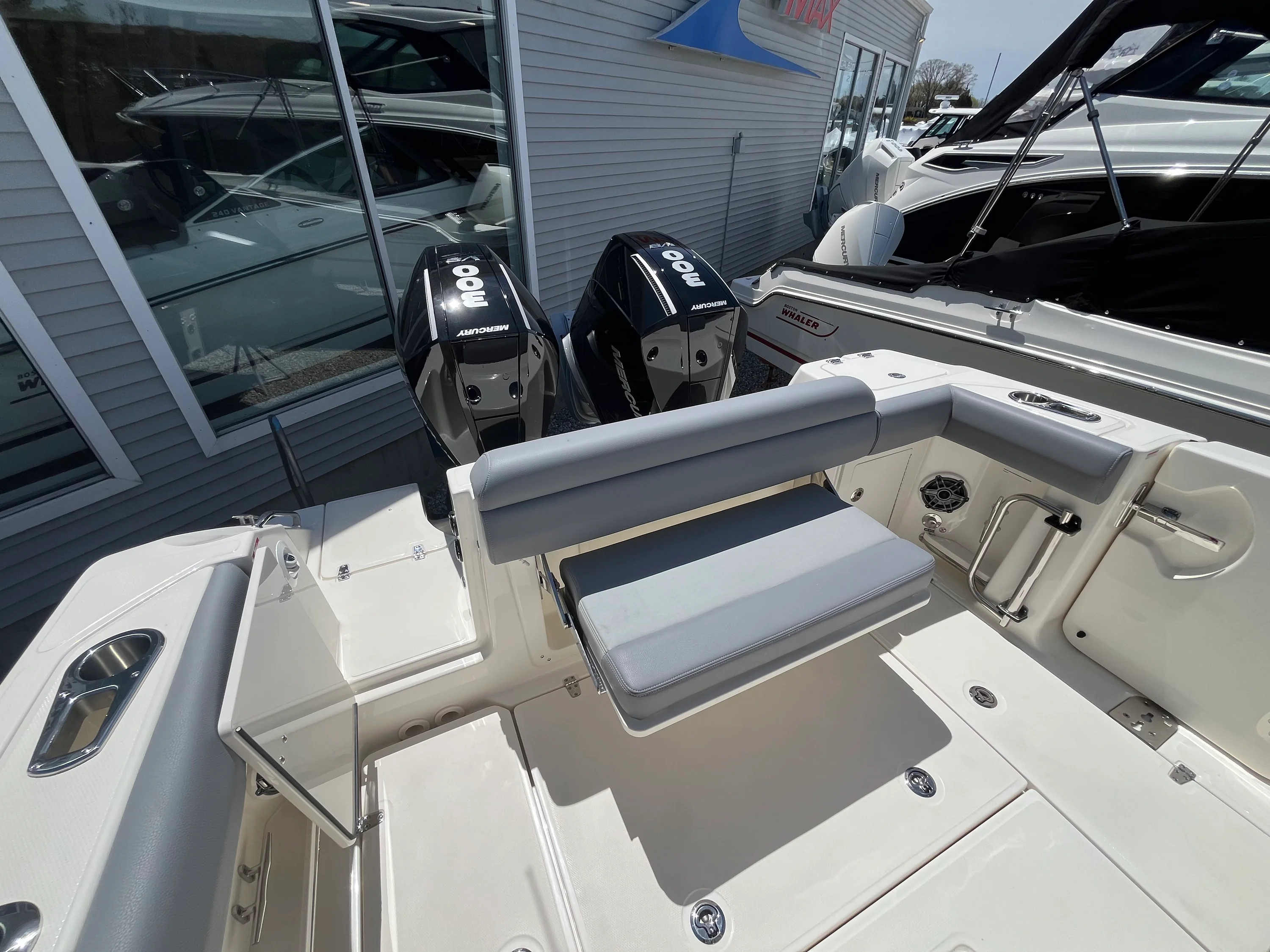 2026 Boston Whaler 280 Outrage Image Thumbnail #4