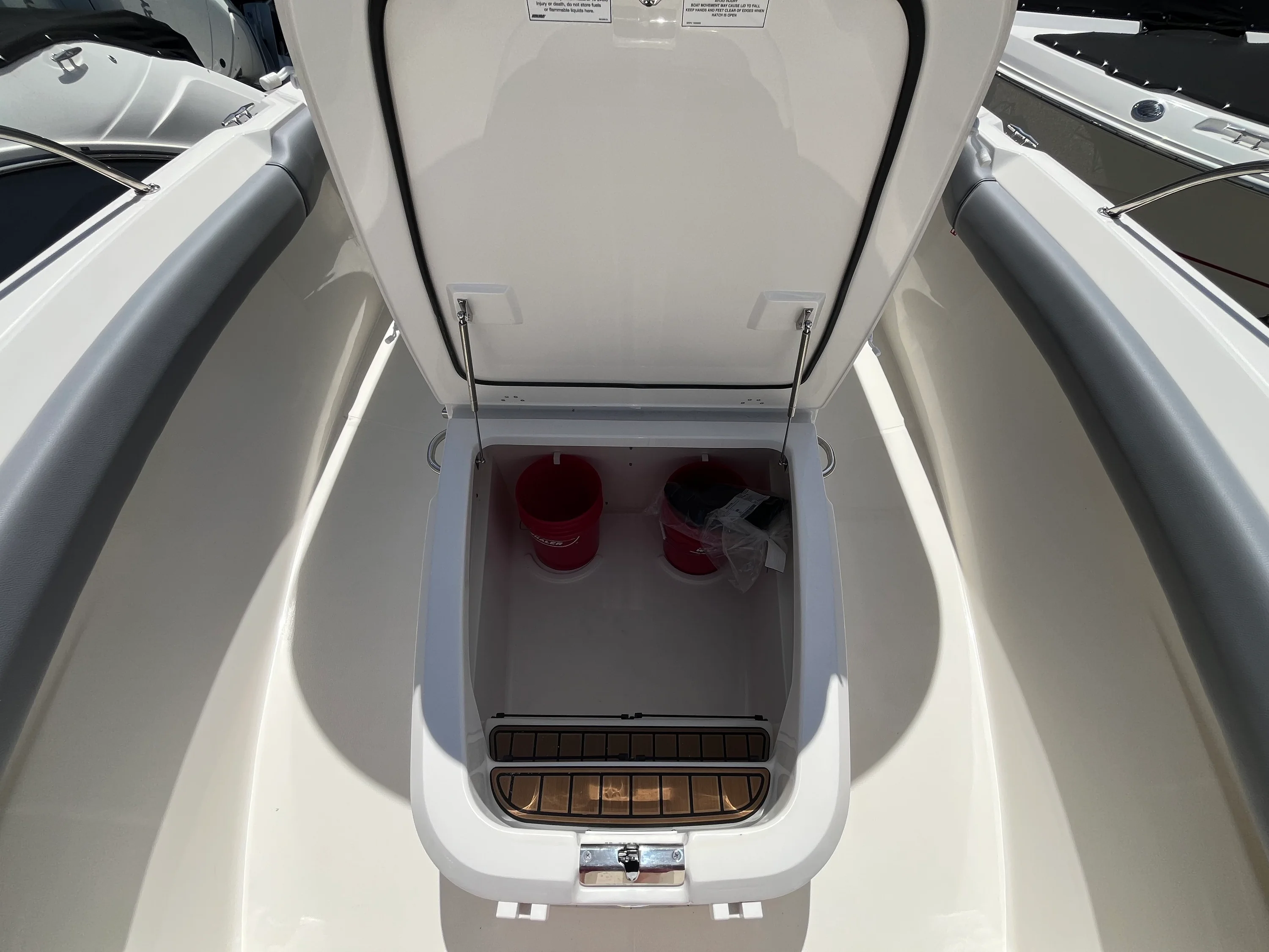 2026 Boston Whaler 280 Outrage Image Thumbnail #23