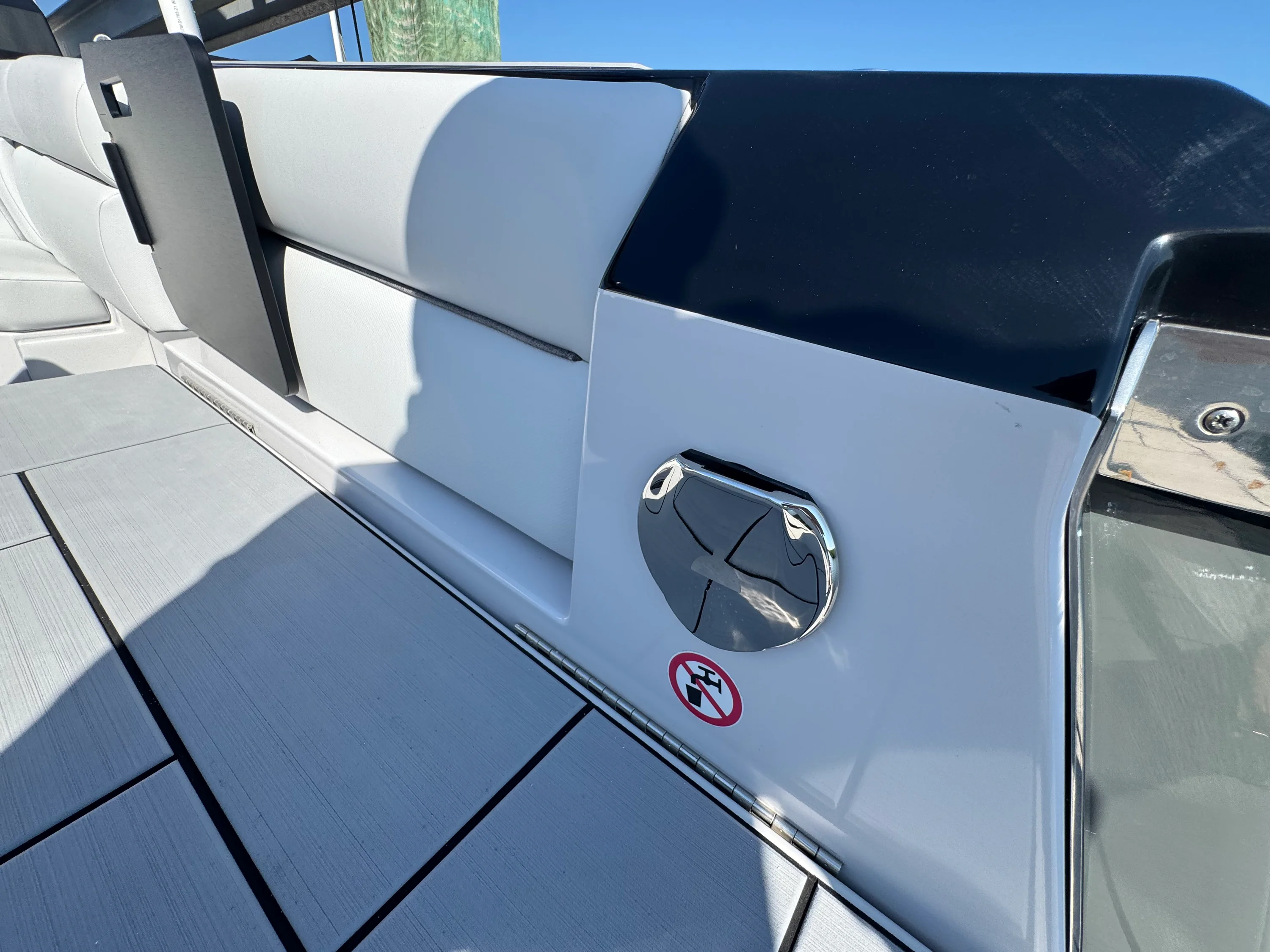 2025 Aviara 28 SURF Image Thumbnail #9