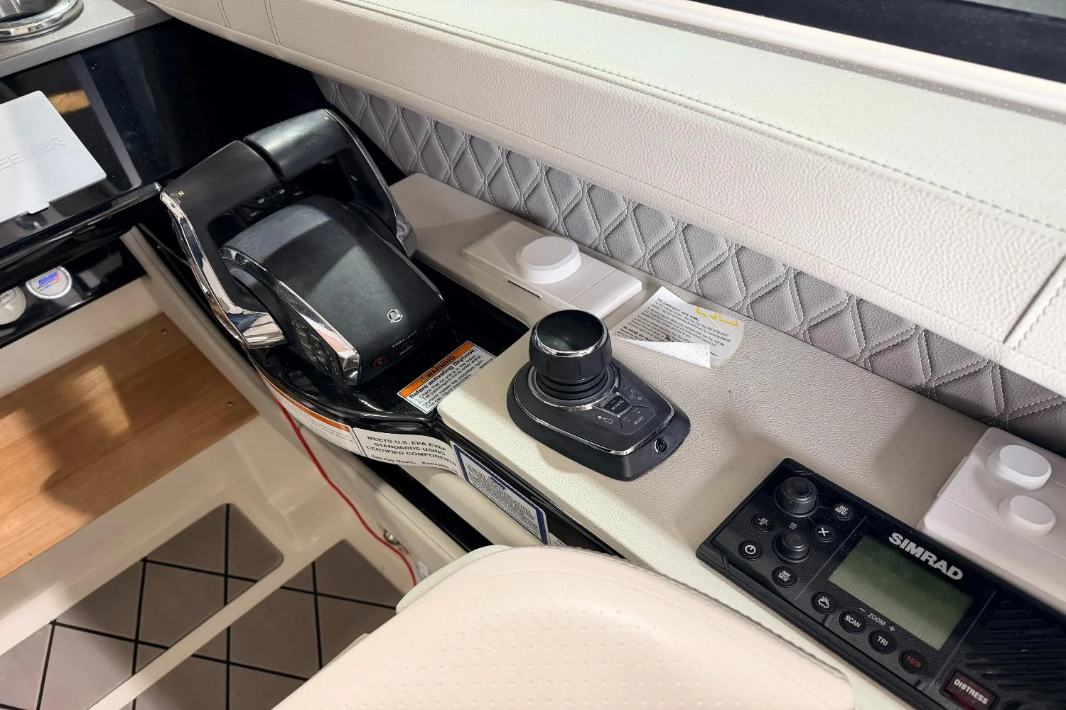 2022 Sea Ray SLX 400 Outboard Image Thumbnail #17