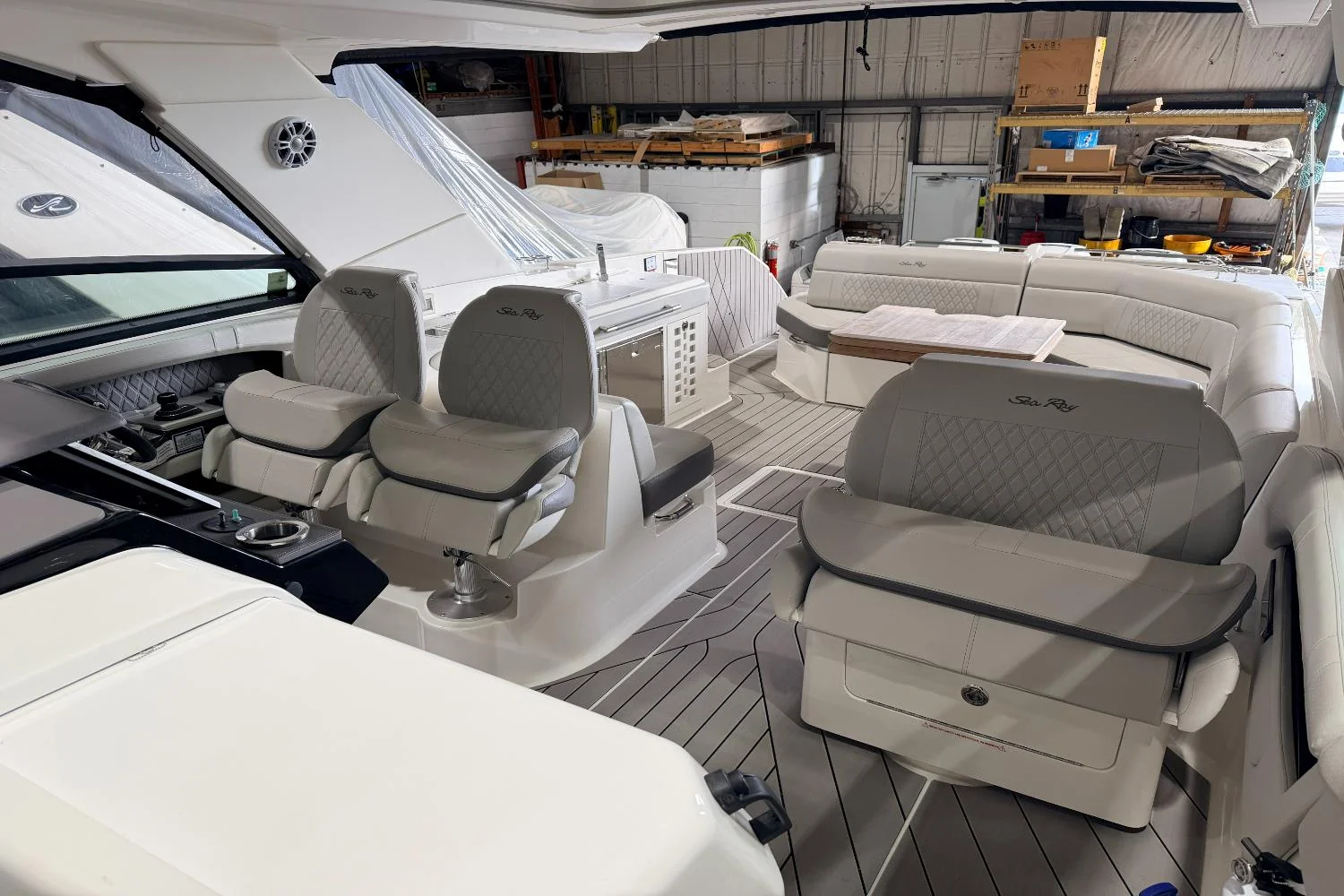 2022 Sea Ray SLX 400 Outboard Image Thumbnail #12