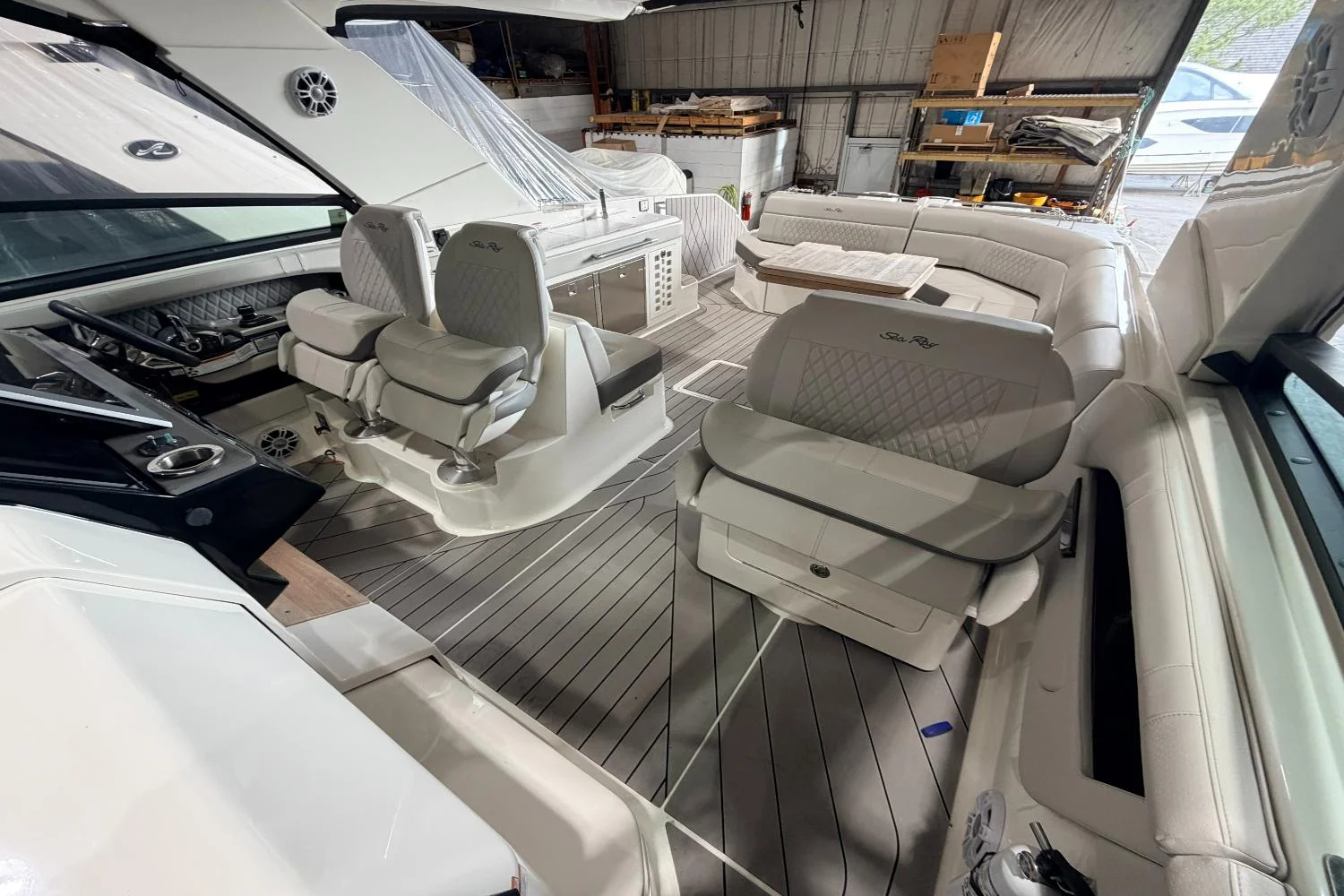 2022 Sea Ray SLX 400 Outboard Image Thumbnail #13