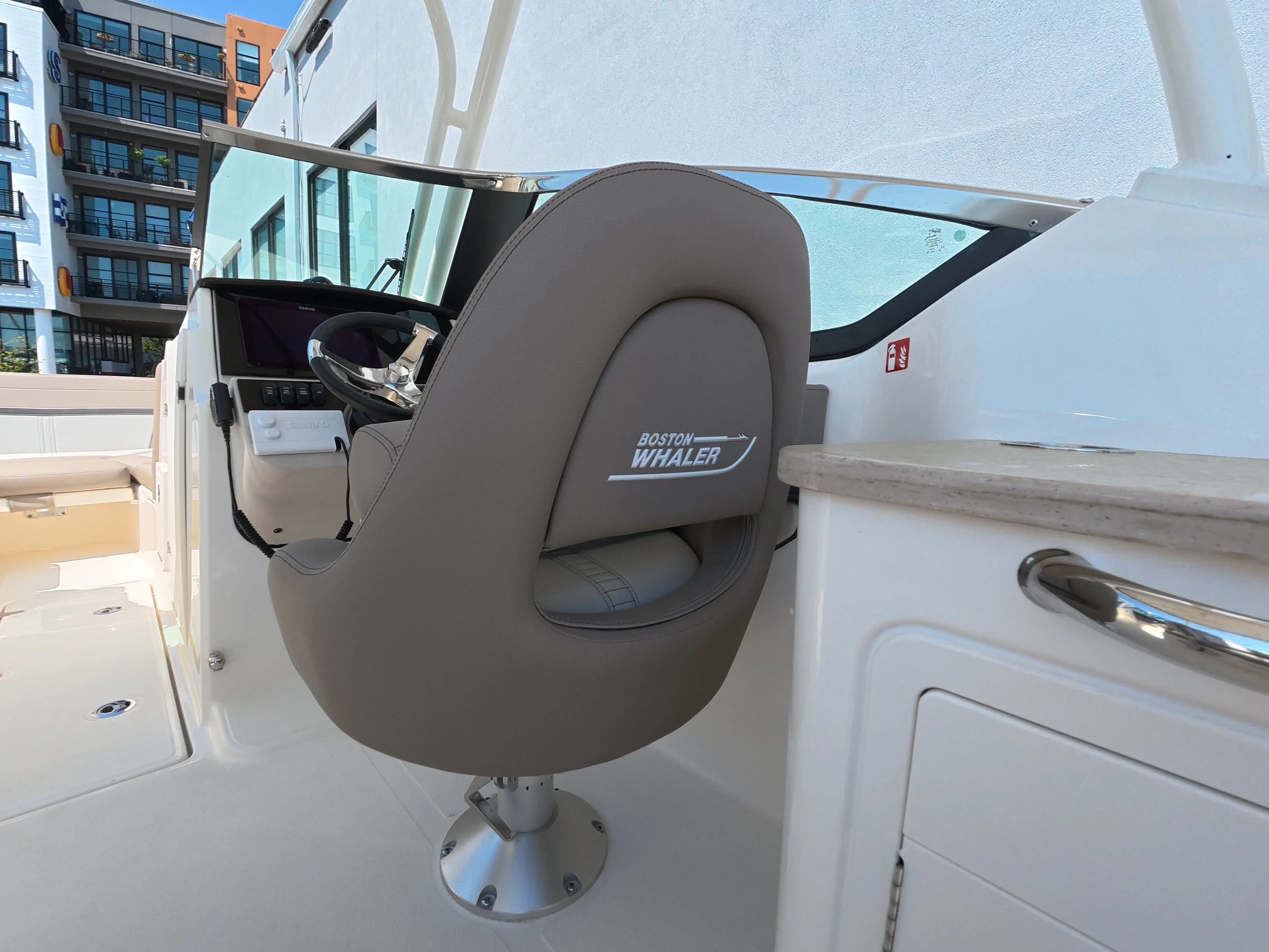 2026 Boston Whaler 240 Vantage Image Thumbnail #15