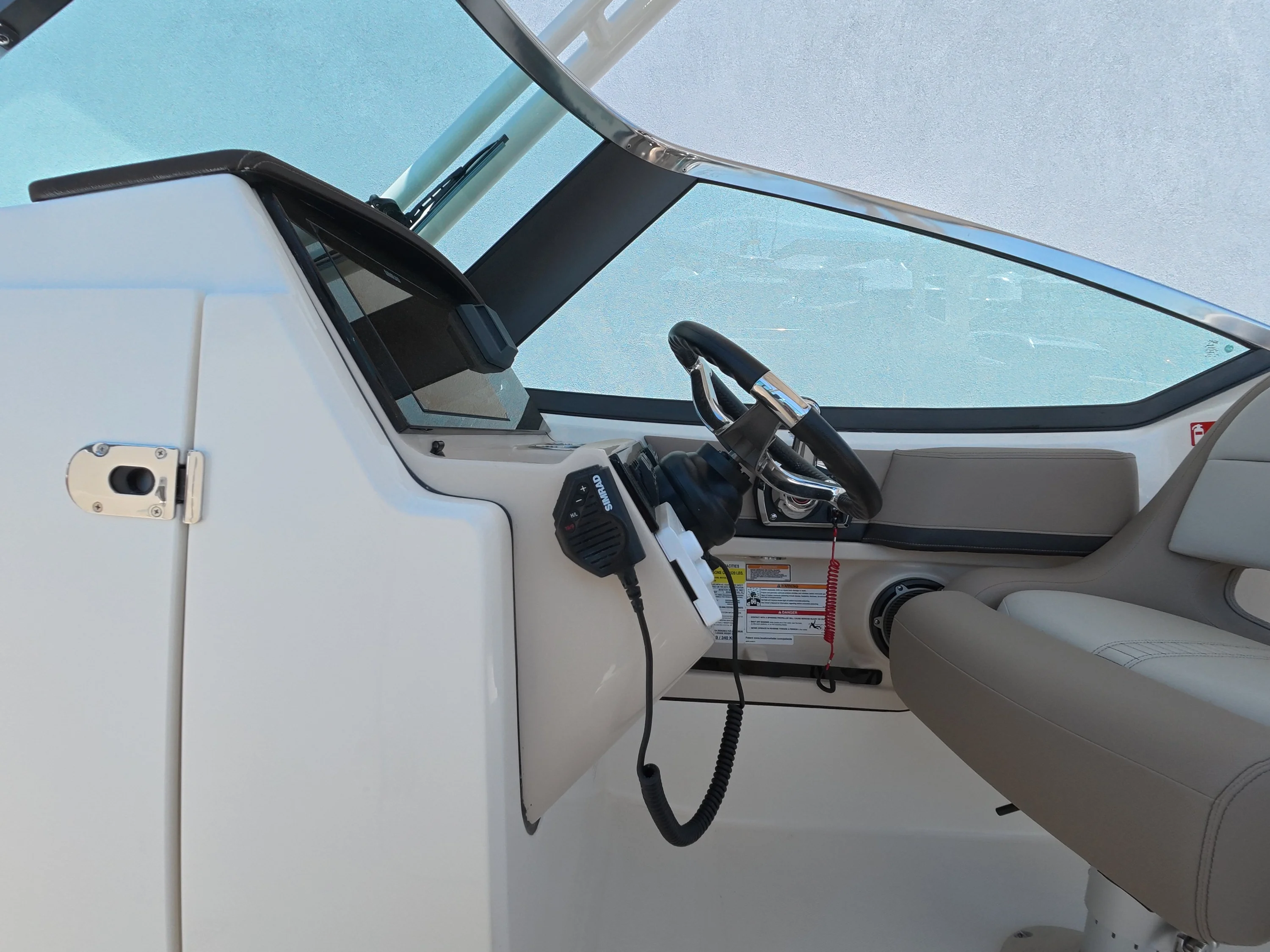 2026 Boston Whaler 240 Vantage Image Thumbnail #21