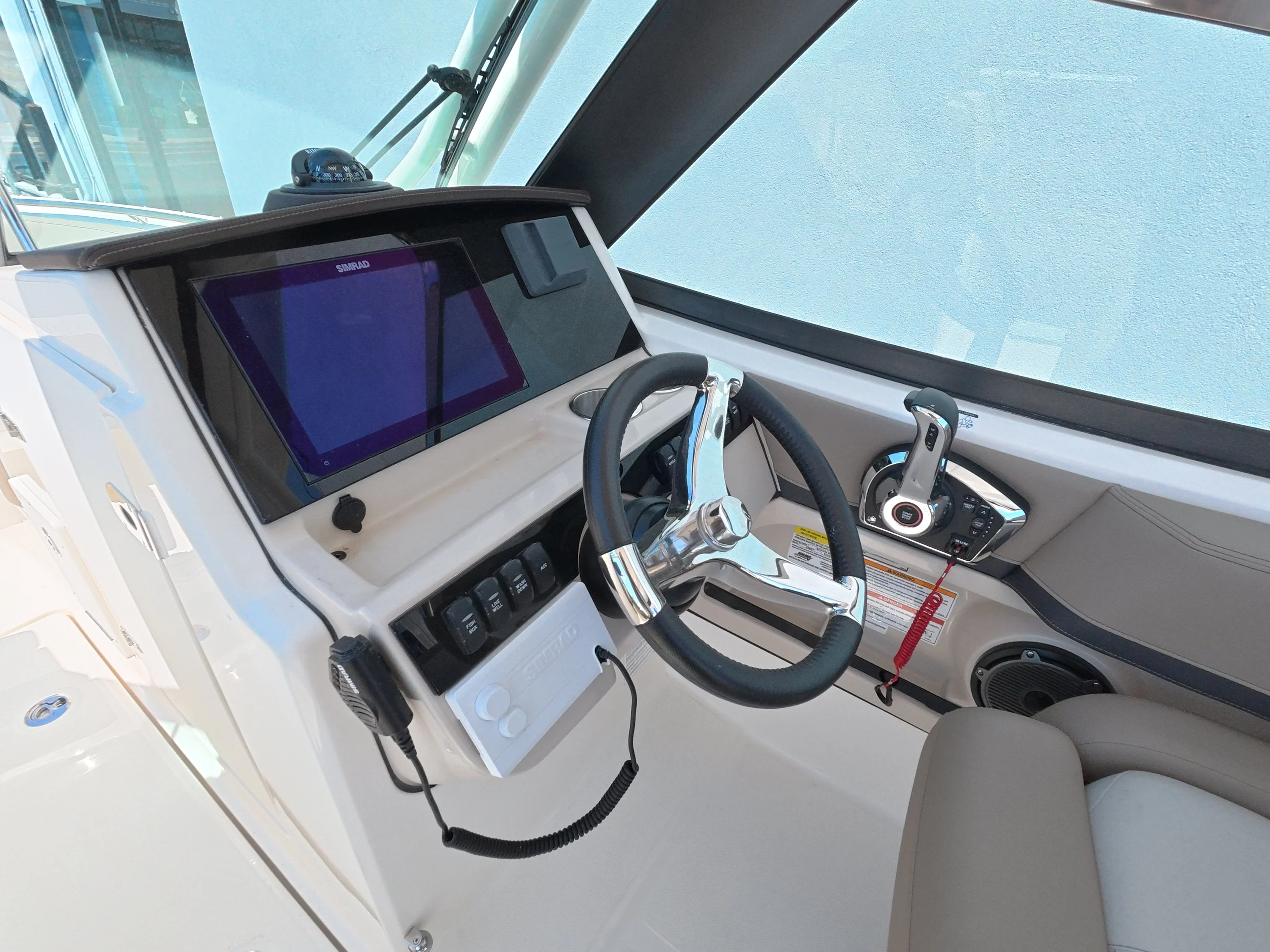 2026 Boston Whaler 240 Vantage Image Thumbnail #22