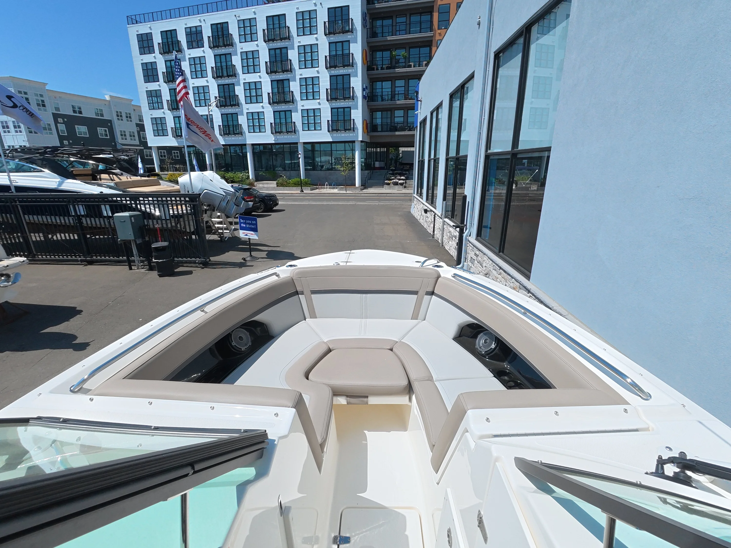 2026 Boston Whaler 240 Vantage Image Thumbnail #30