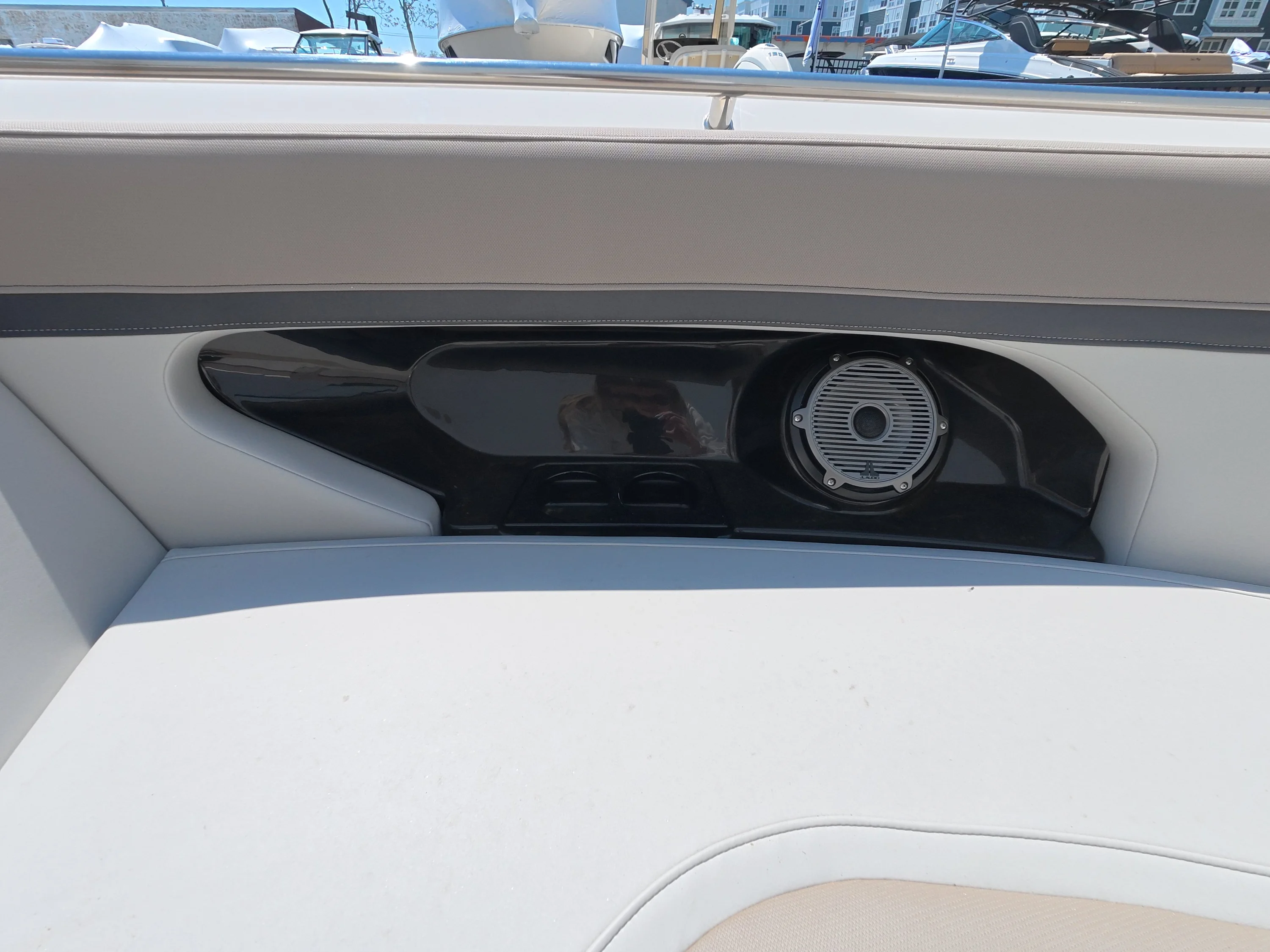 2026 Boston Whaler 240 Vantage Image Thumbnail #33