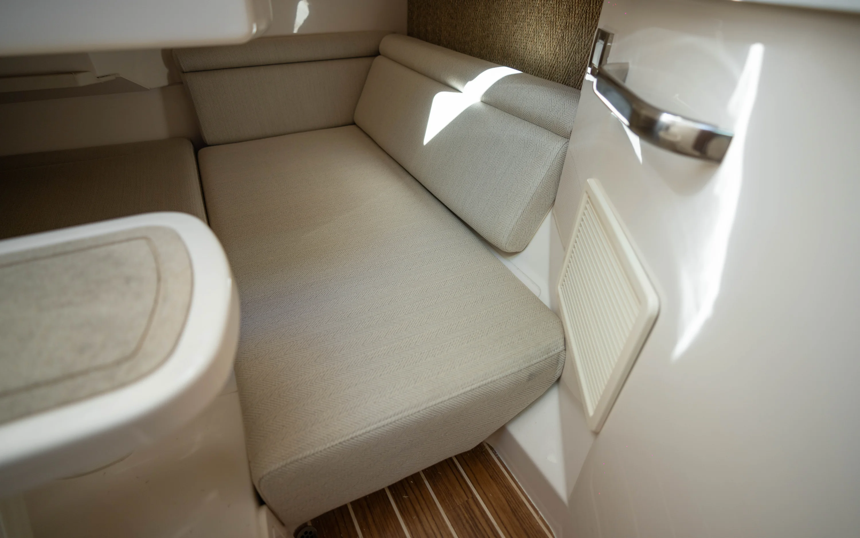 2026 Grady-White 340EXP Image Thumbnail #28