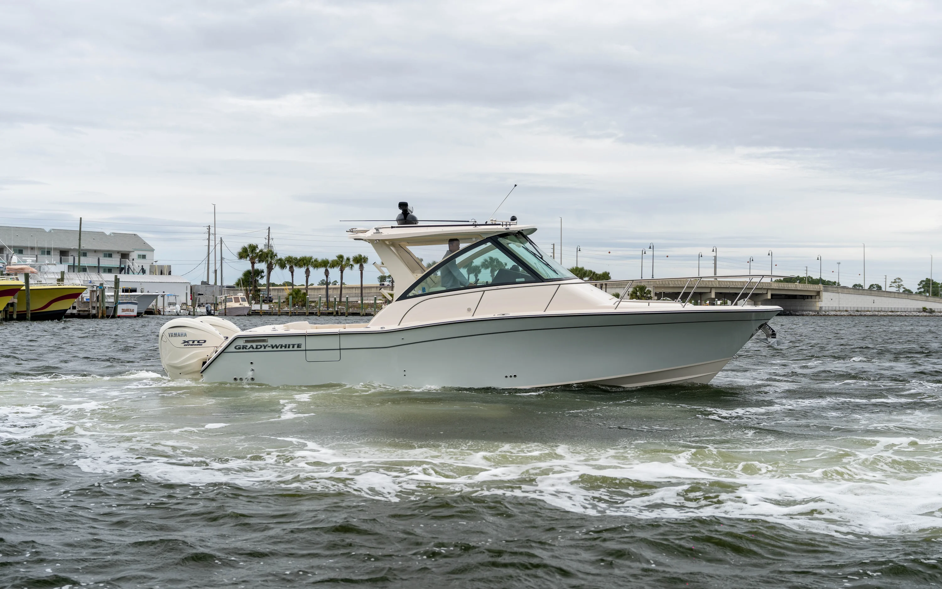 2026 Grady-White 340EXP Image Thumbnail #5