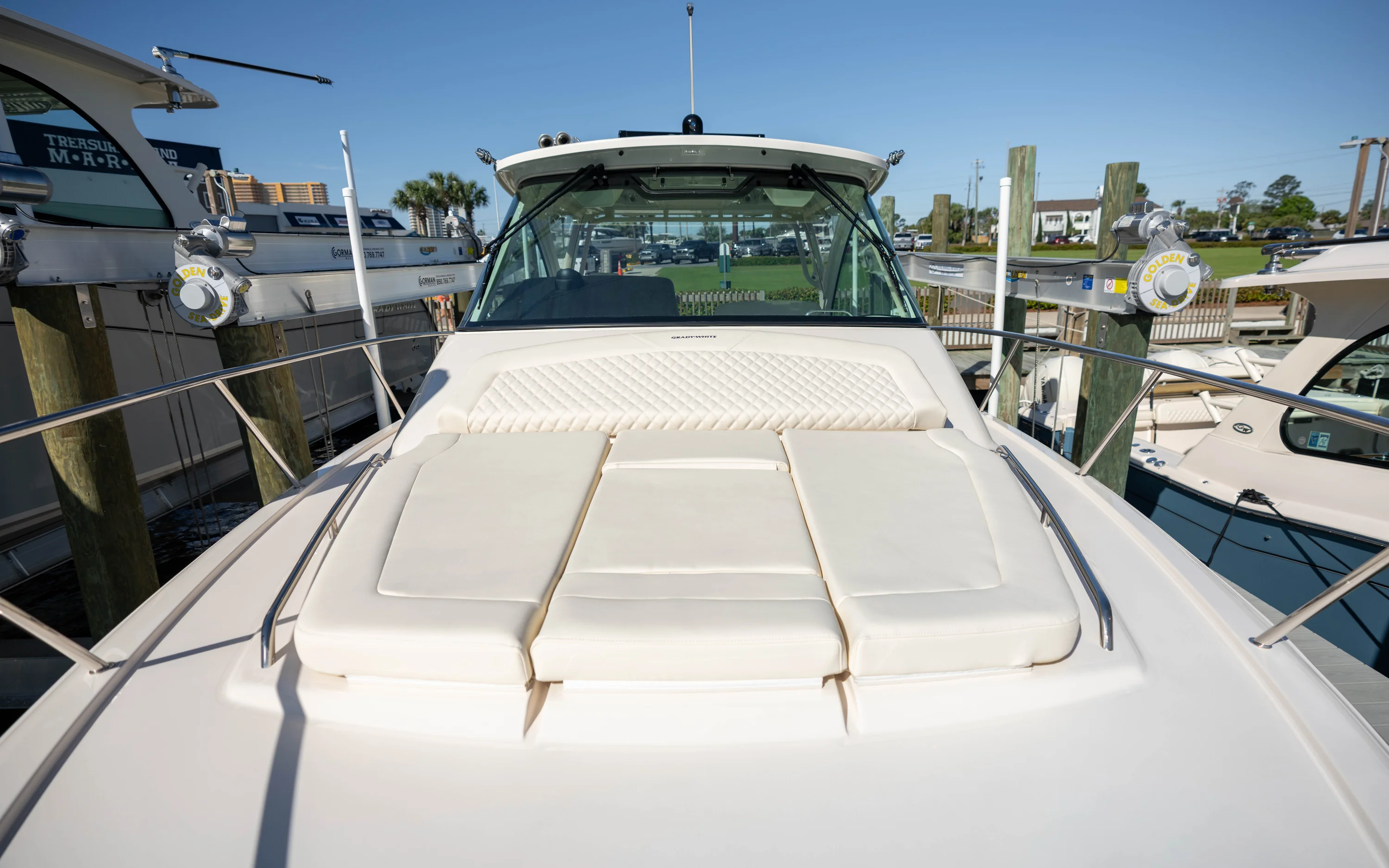 2026 Grady-White 340EXP Image Thumbnail #11