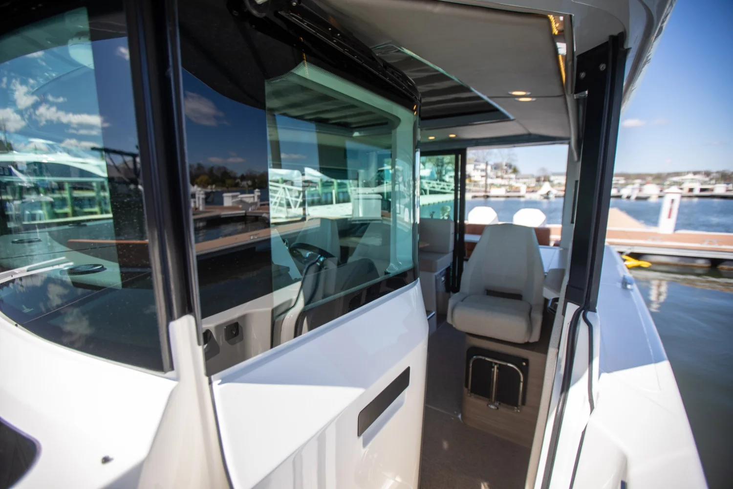 2025 Saxdor 320 GTC Image Thumbnail #59