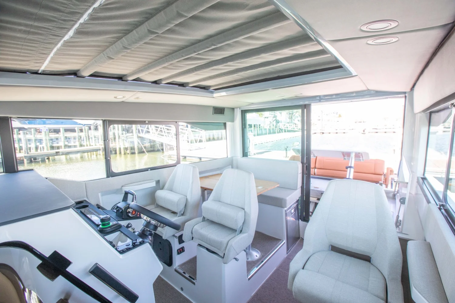 2025 Saxdor 320 GTC Image Thumbnail #32