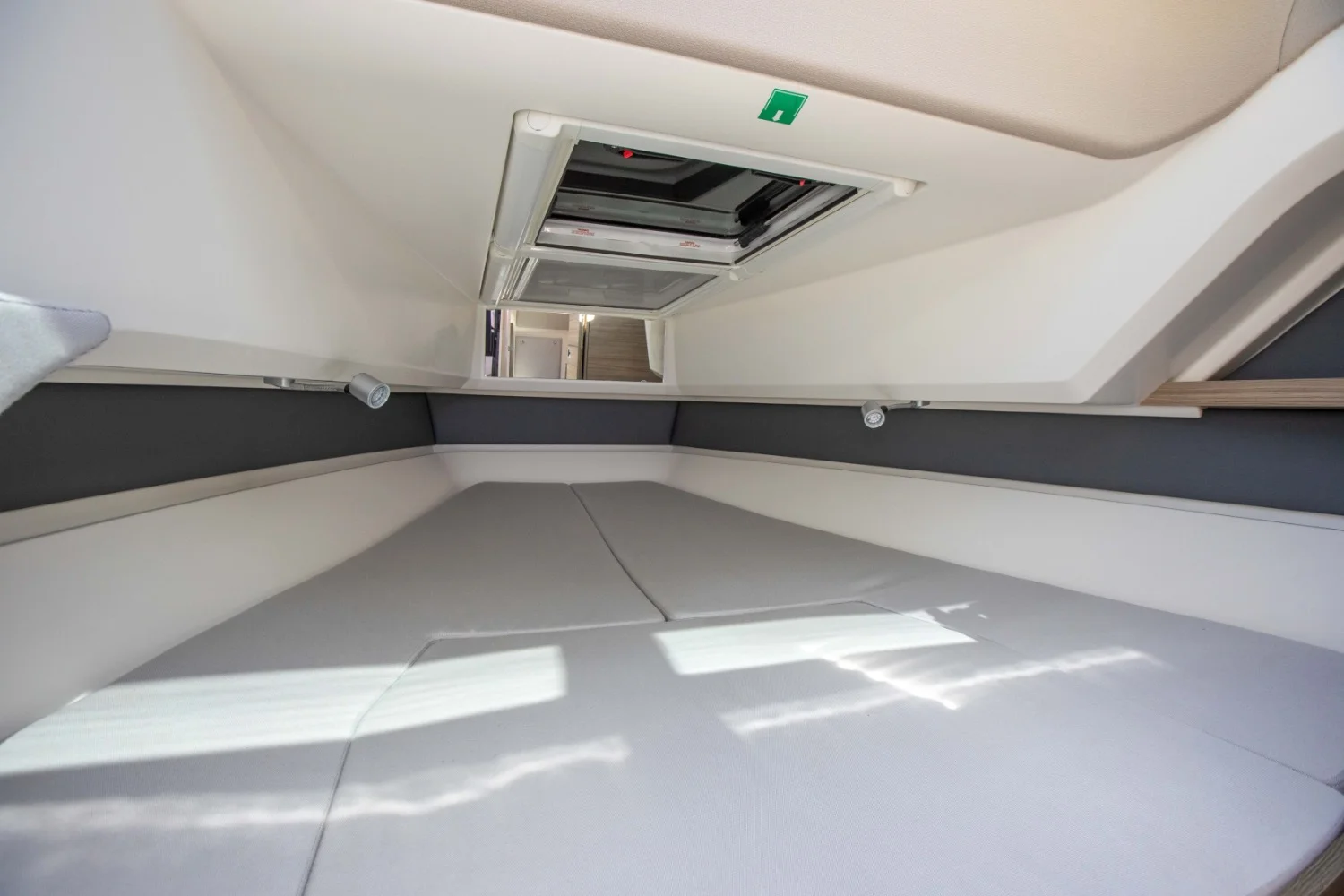 2025 Saxdor 320 GTC Image Thumbnail #51