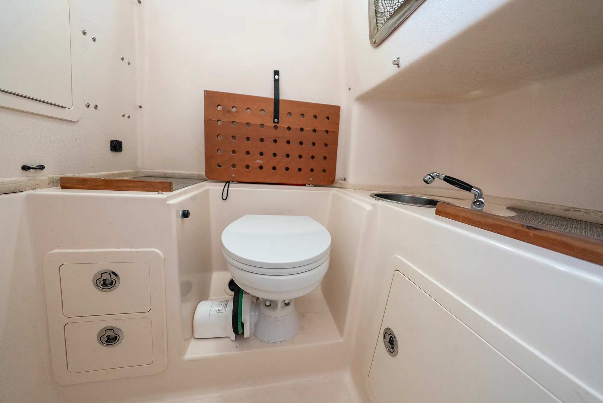 2016 Grady-White 306 CAN Image Thumbnail #53