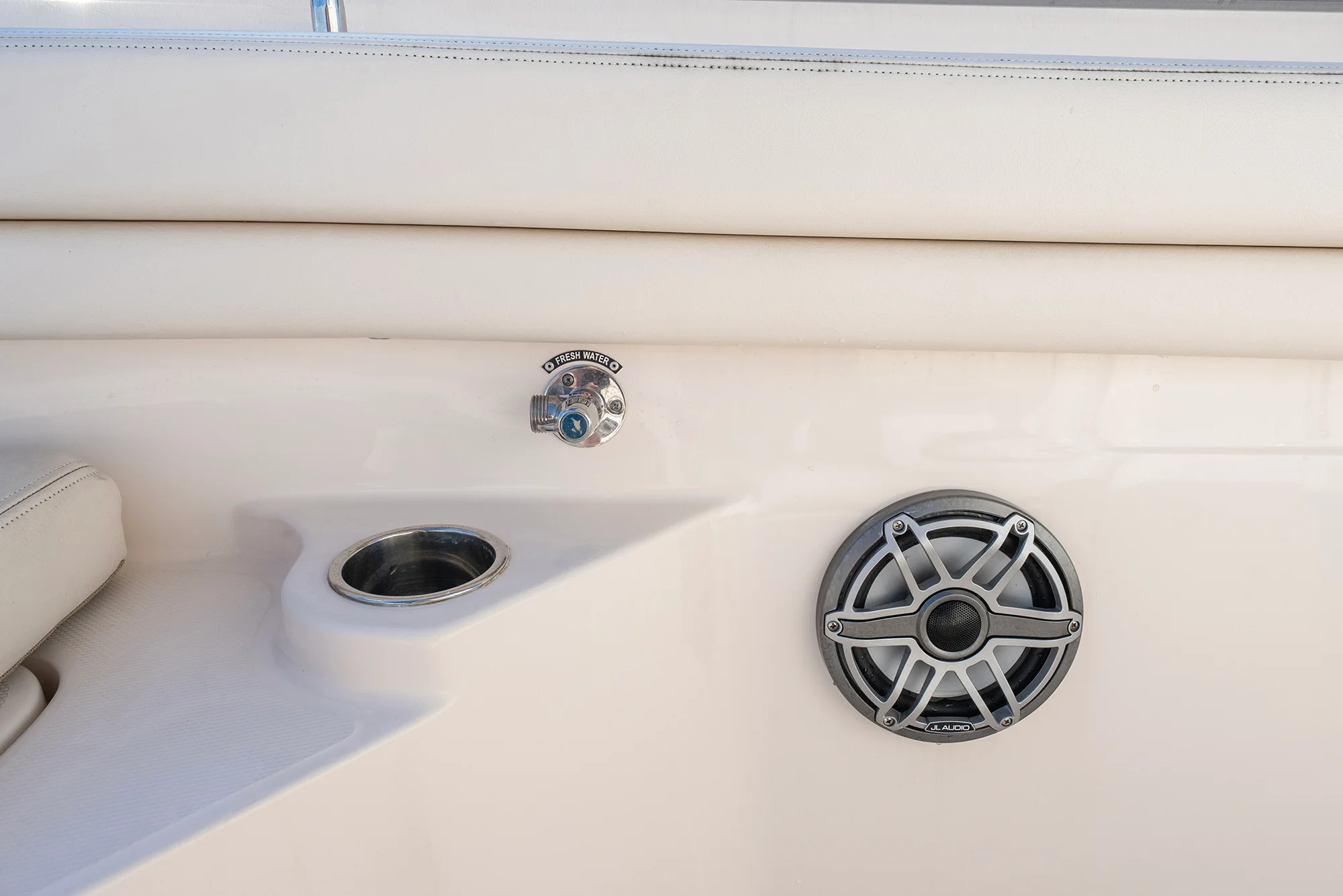 2016 Grady-White 306 CAN Image Thumbnail #76