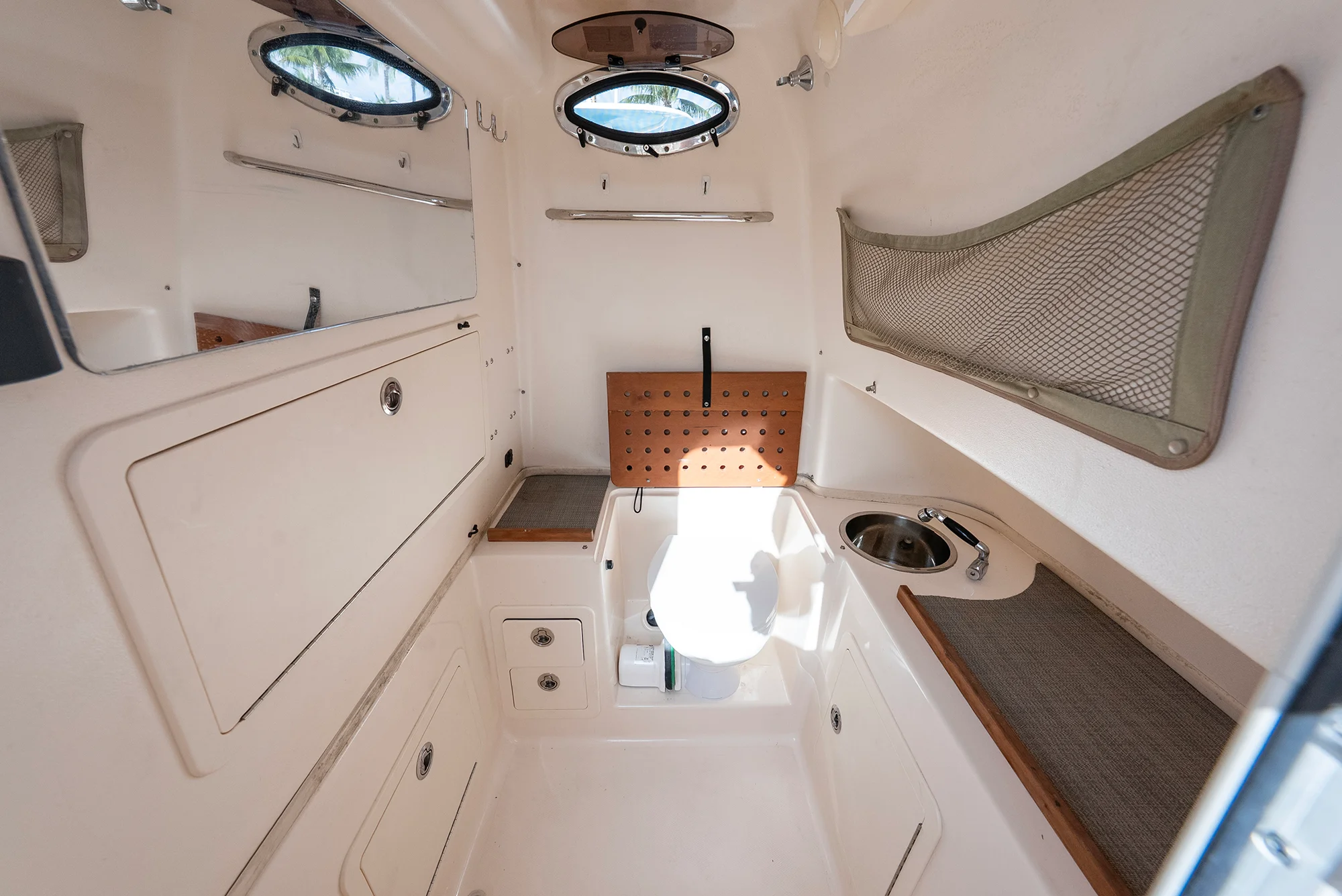 2016 Grady-White 306 CAN Image Thumbnail #60