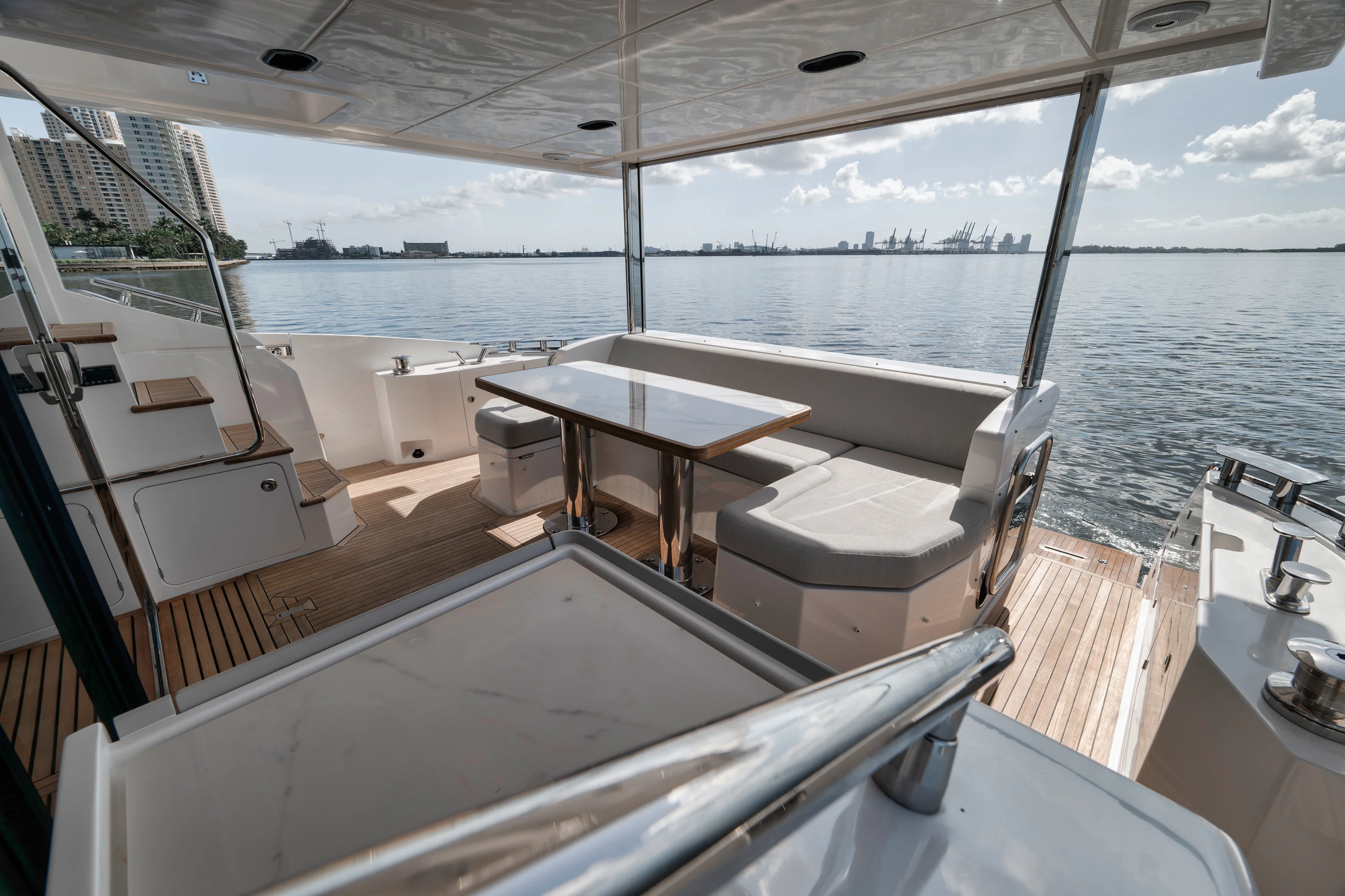 2022 Azimut FLYBRIDGE Image Thumbnail #34