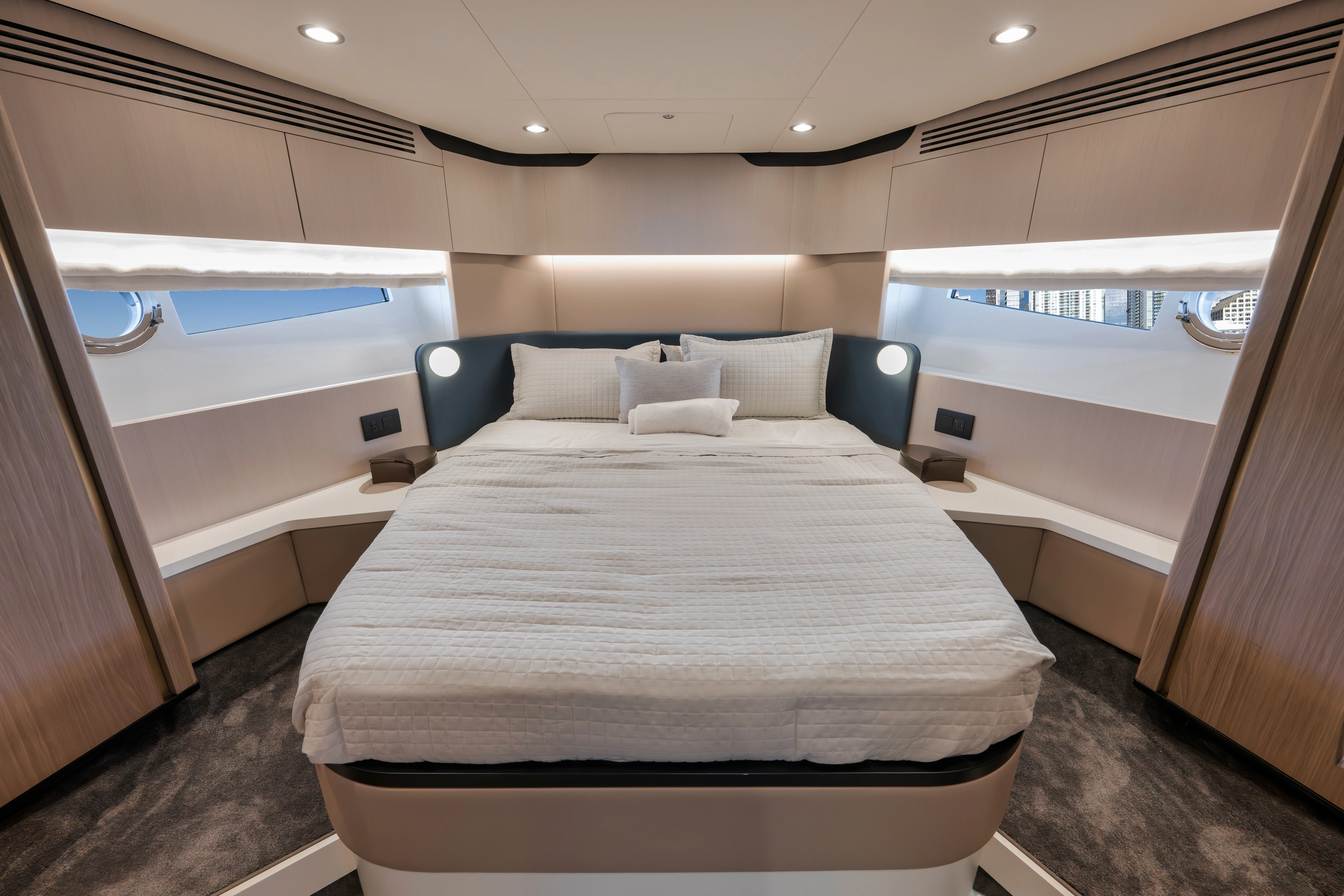 2022 Azimut FLYBRIDGE Image Thumbnail #53