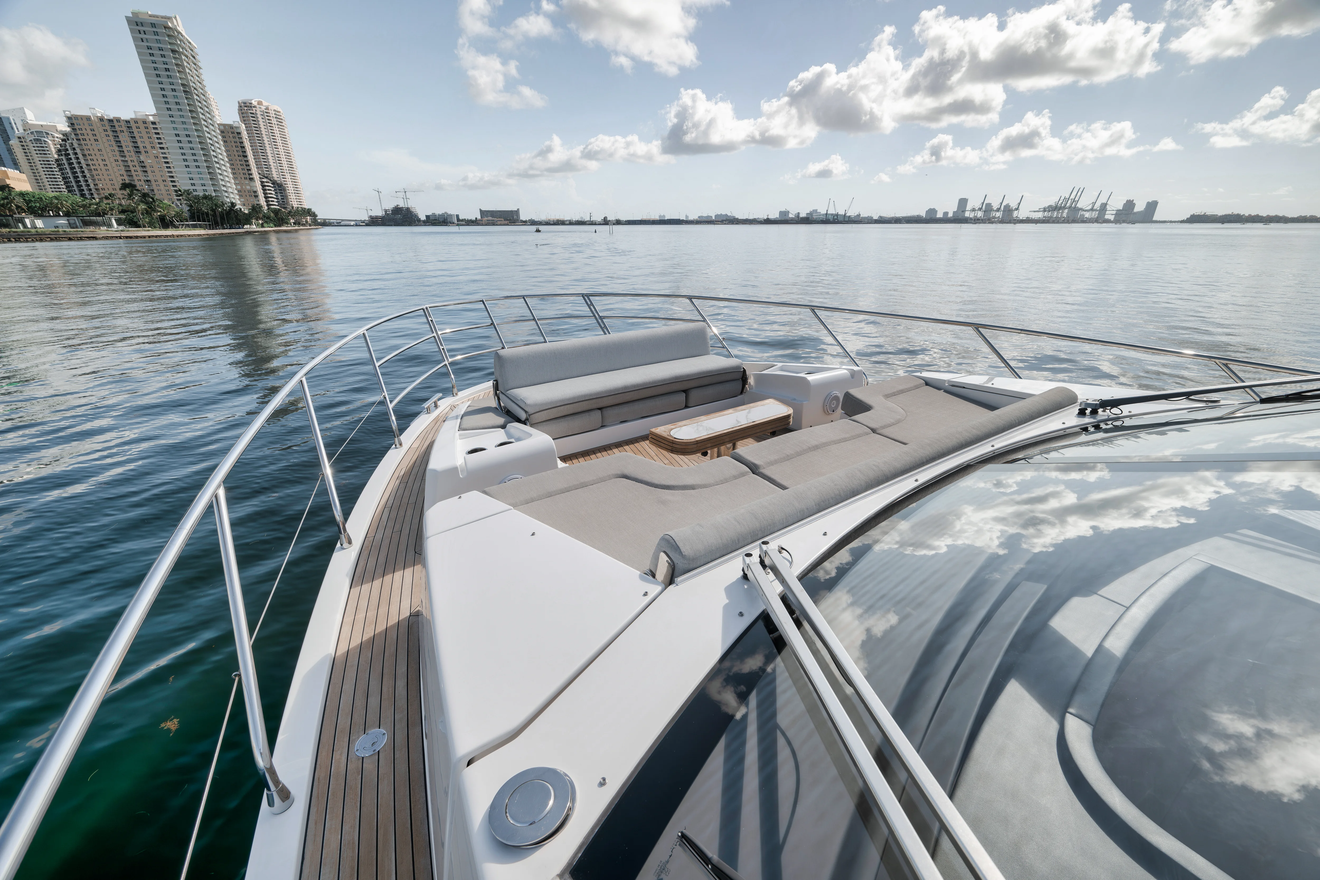 2022 Azimut FLYBRIDGE Image Thumbnail #16