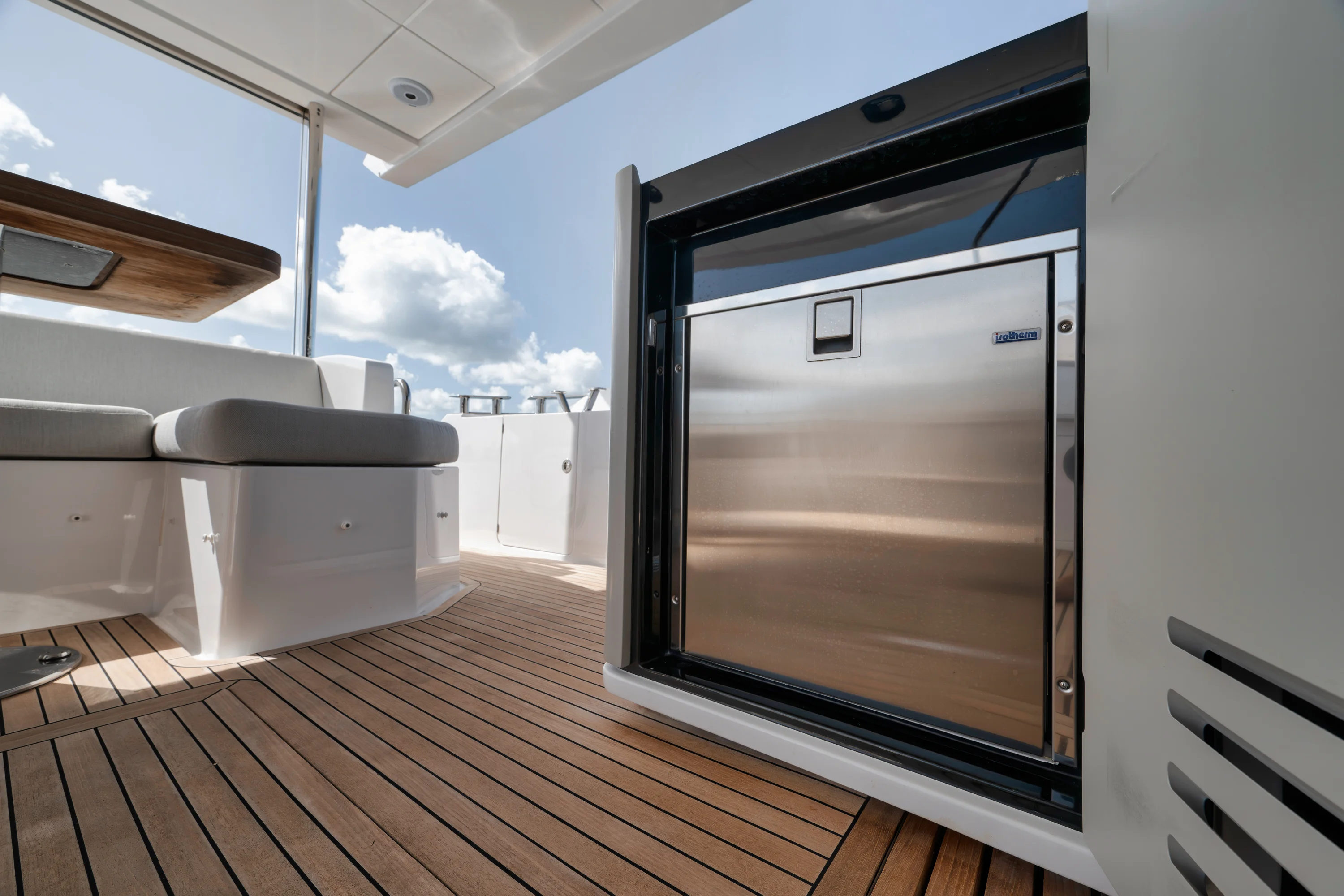 2022 Azimut FLYBRIDGE Image Thumbnail #33