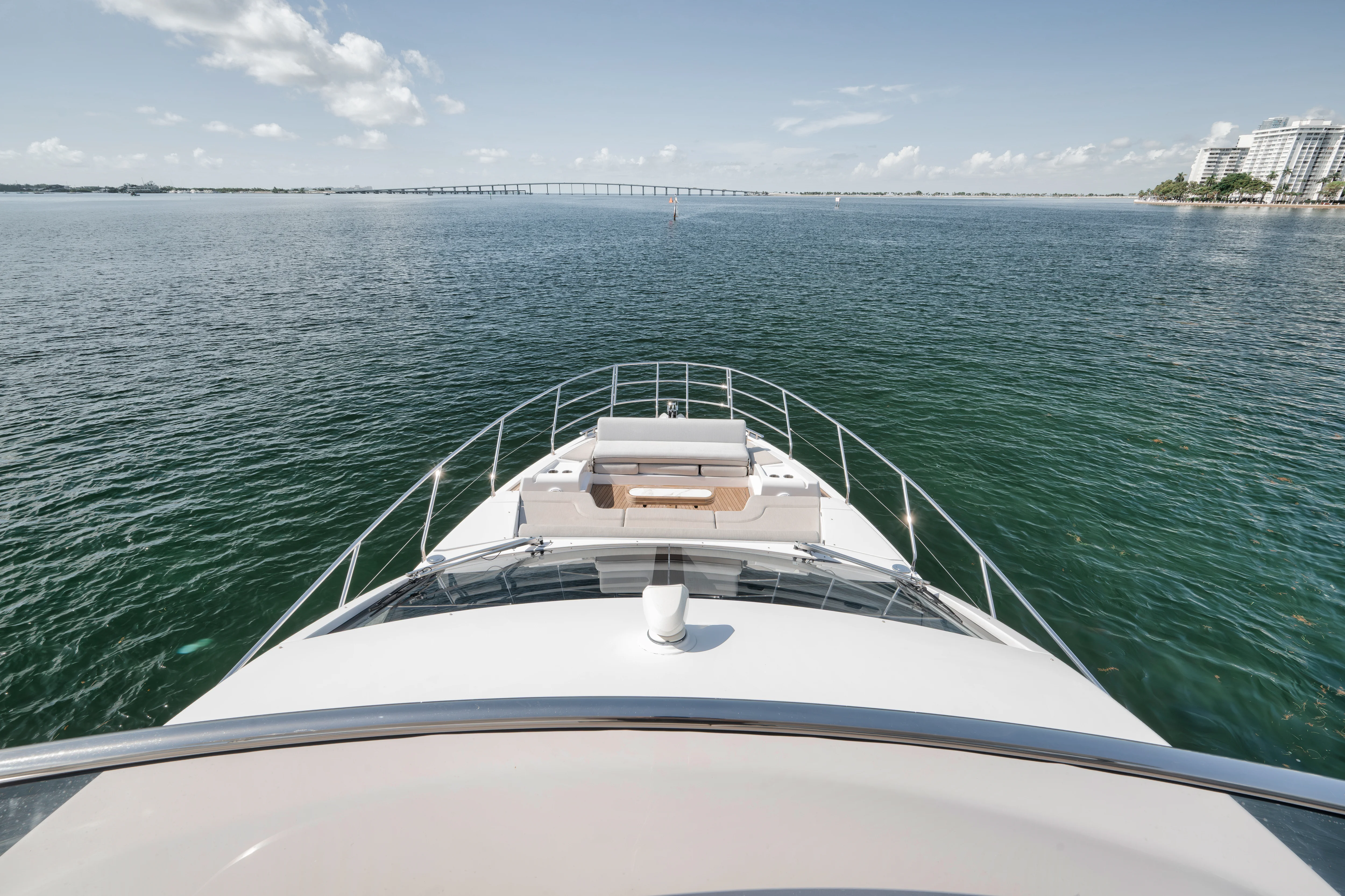 2022 Azimut FLYBRIDGE Image Thumbnail #4