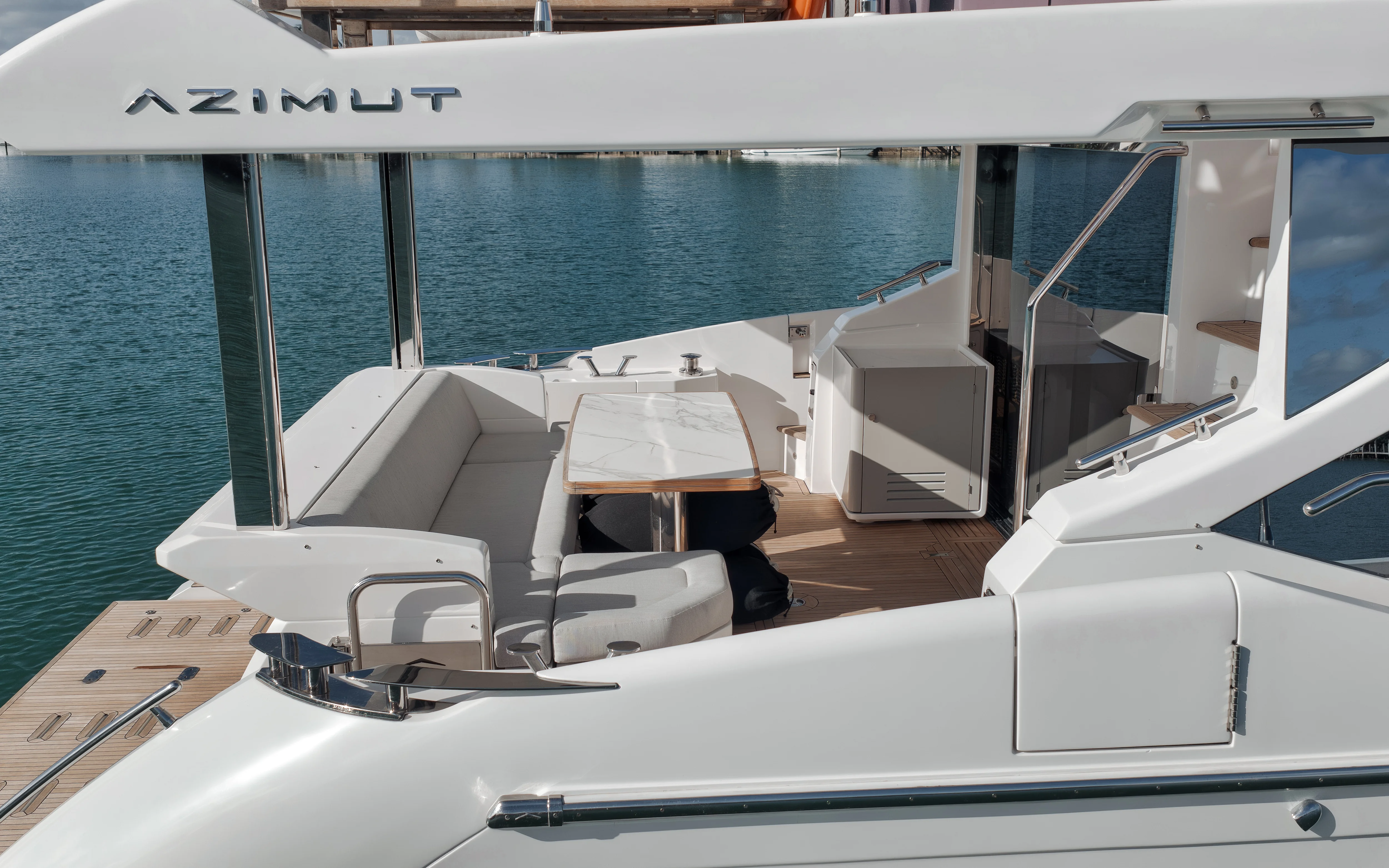 2022 Azimut FLYBRIDGE Image Thumbnail #31