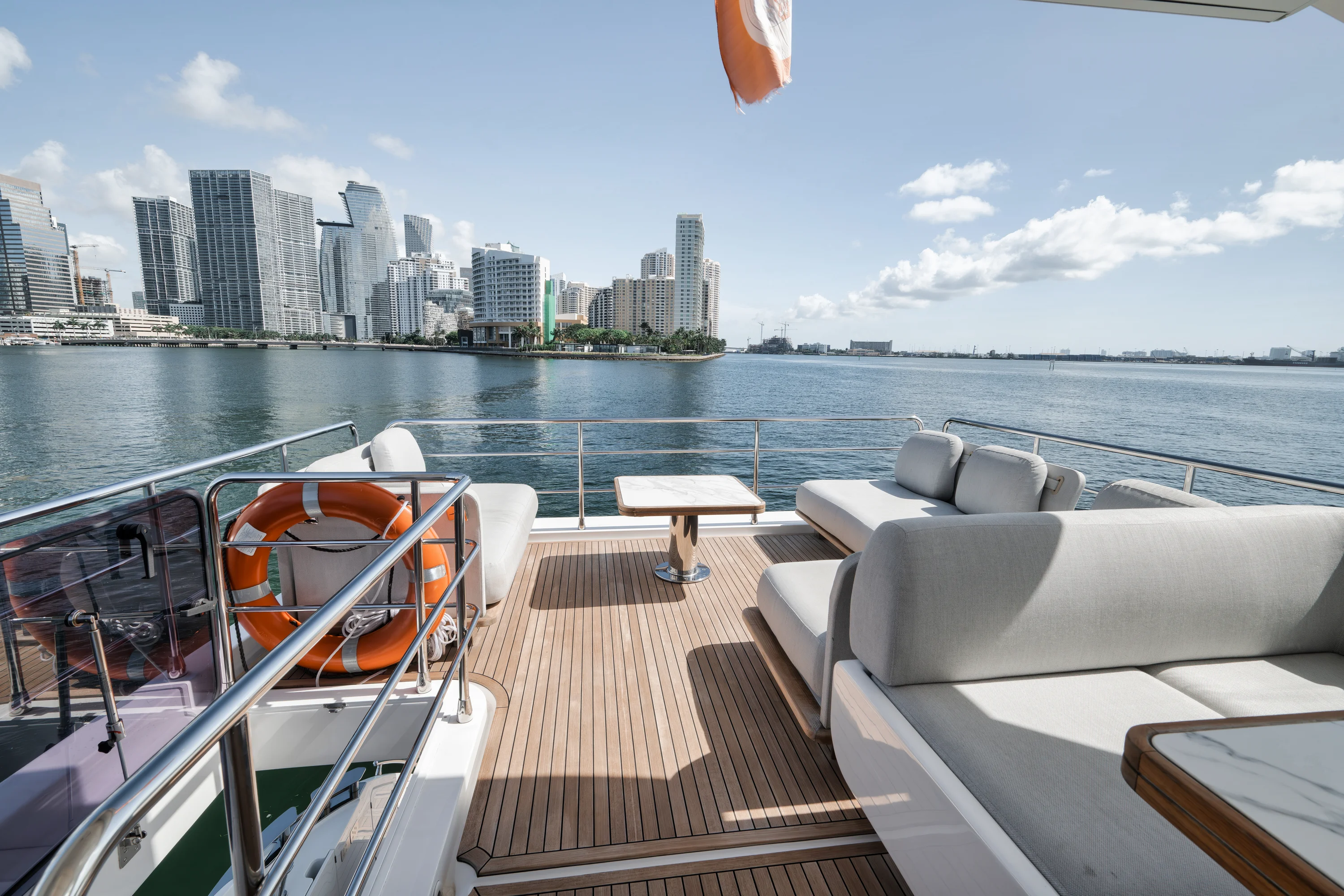 2022 Azimut FLYBRIDGE Image Thumbnail #22