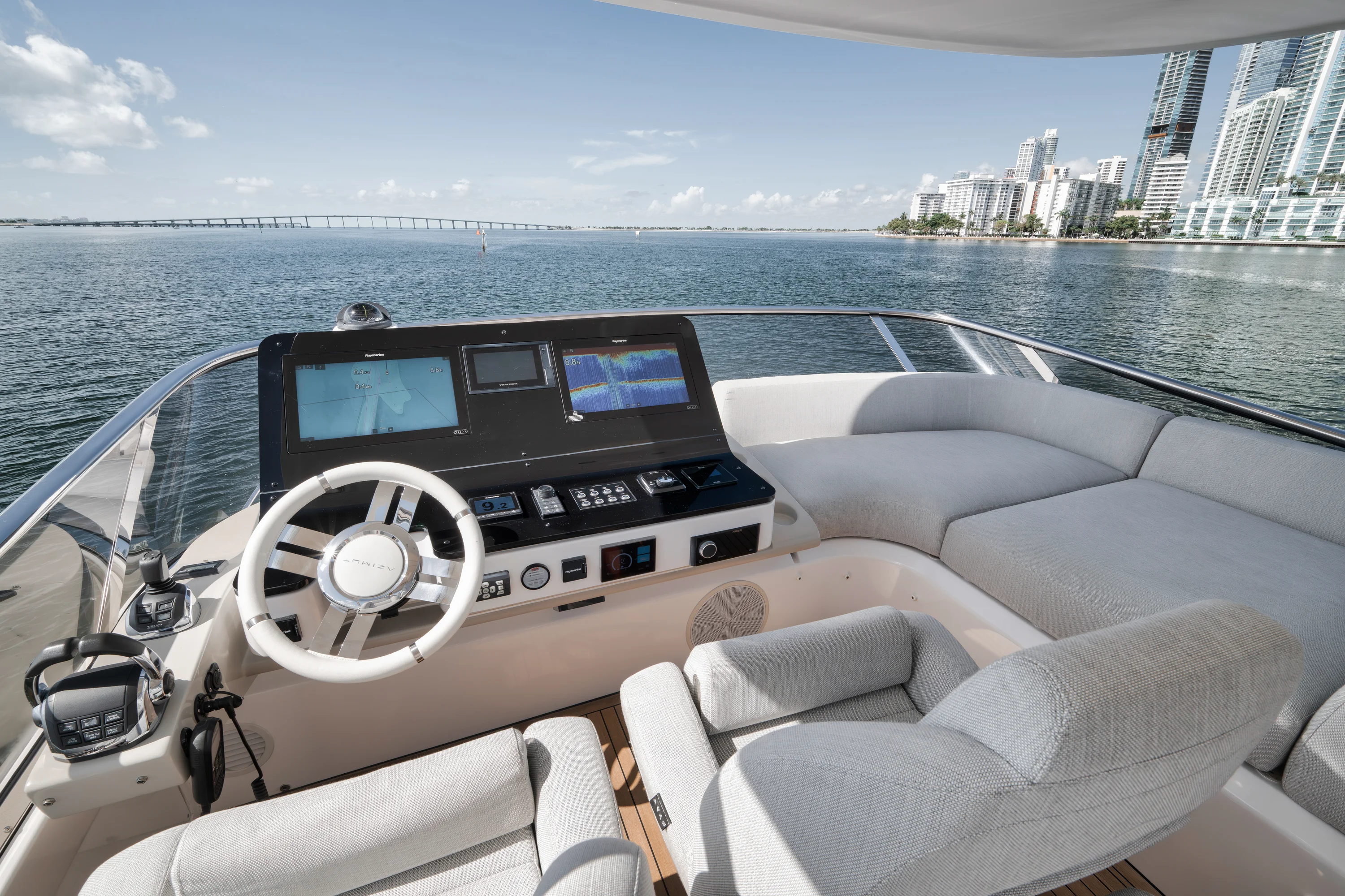 2022 Azimut FLYBRIDGE Image Thumbnail #30