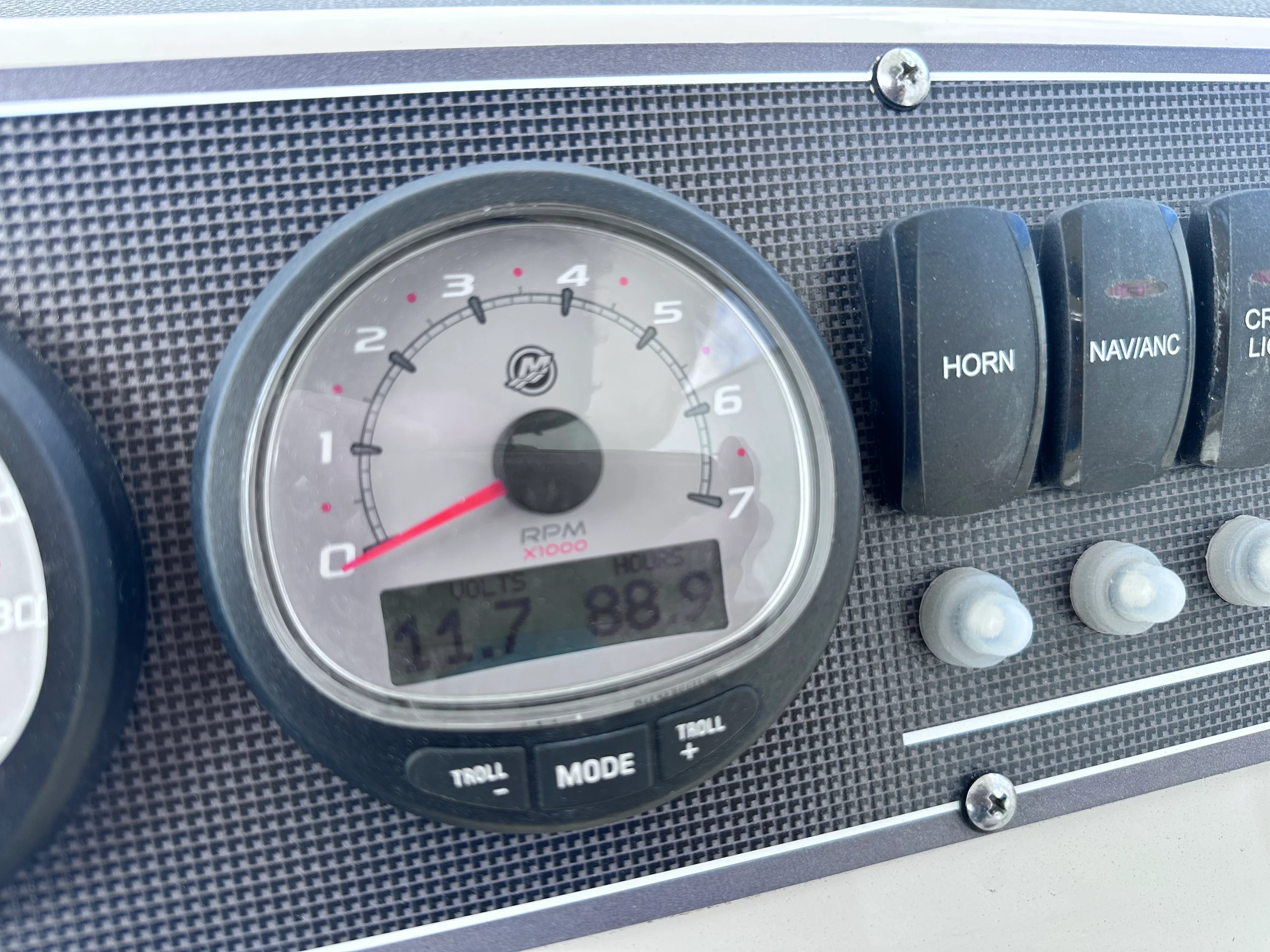 2023 Boston Whaler 210 MONTAUK Image Thumbnail #16