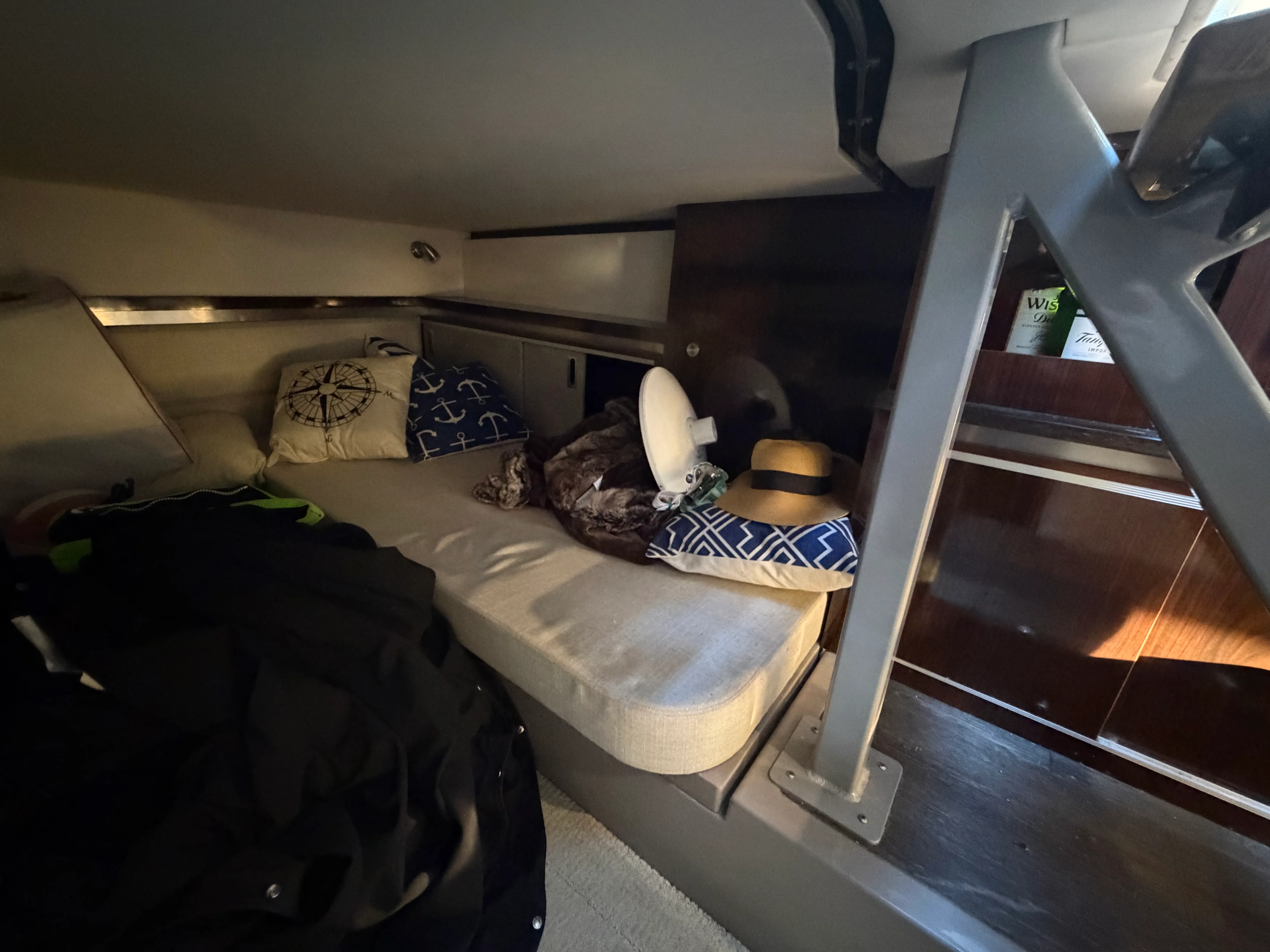 2019 Sea Ray 320 SUNDANCER Image Thumbnail #32