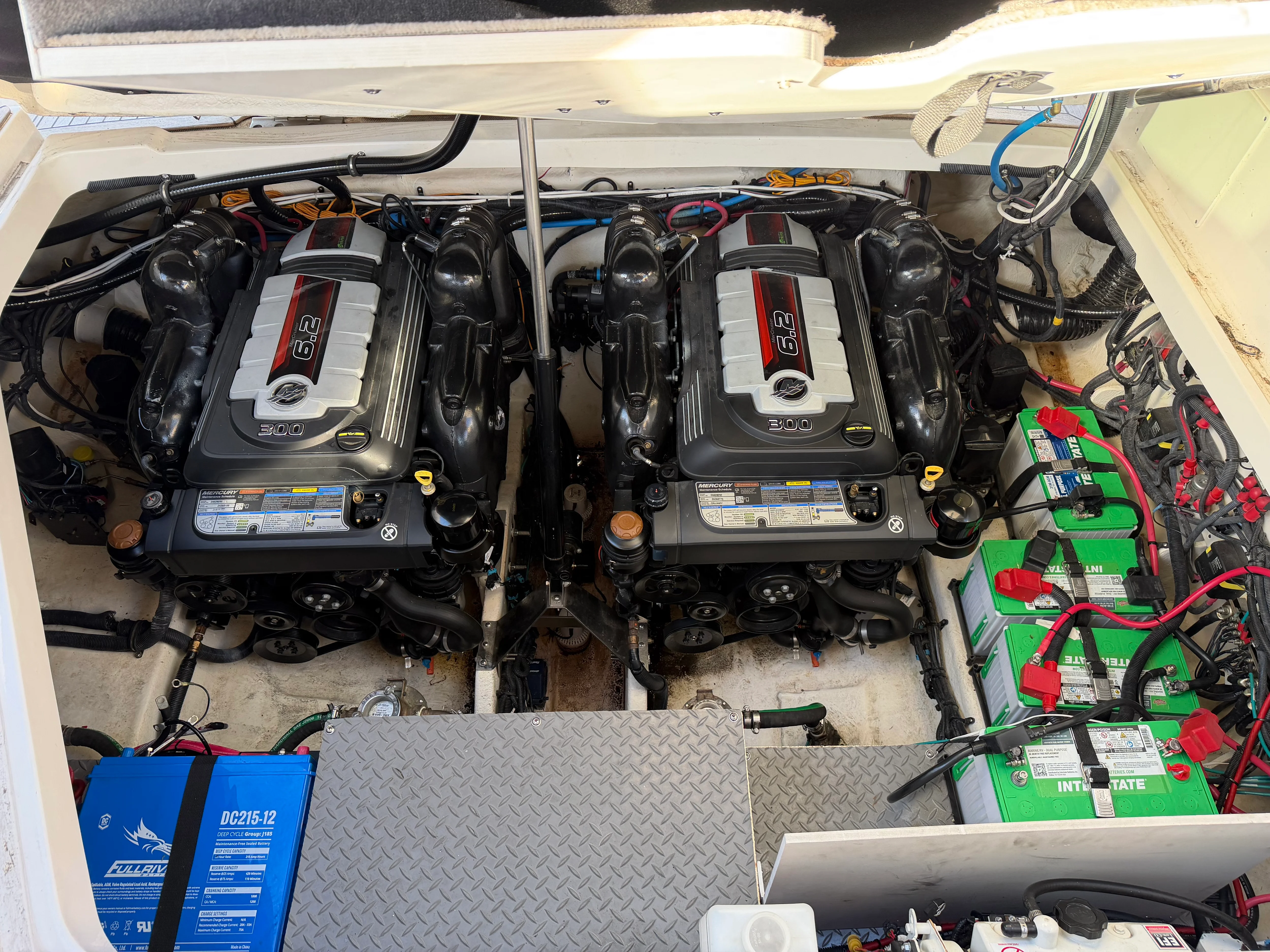 2019 Sea Ray 320 SUNDANCER Image Thumbnail #37