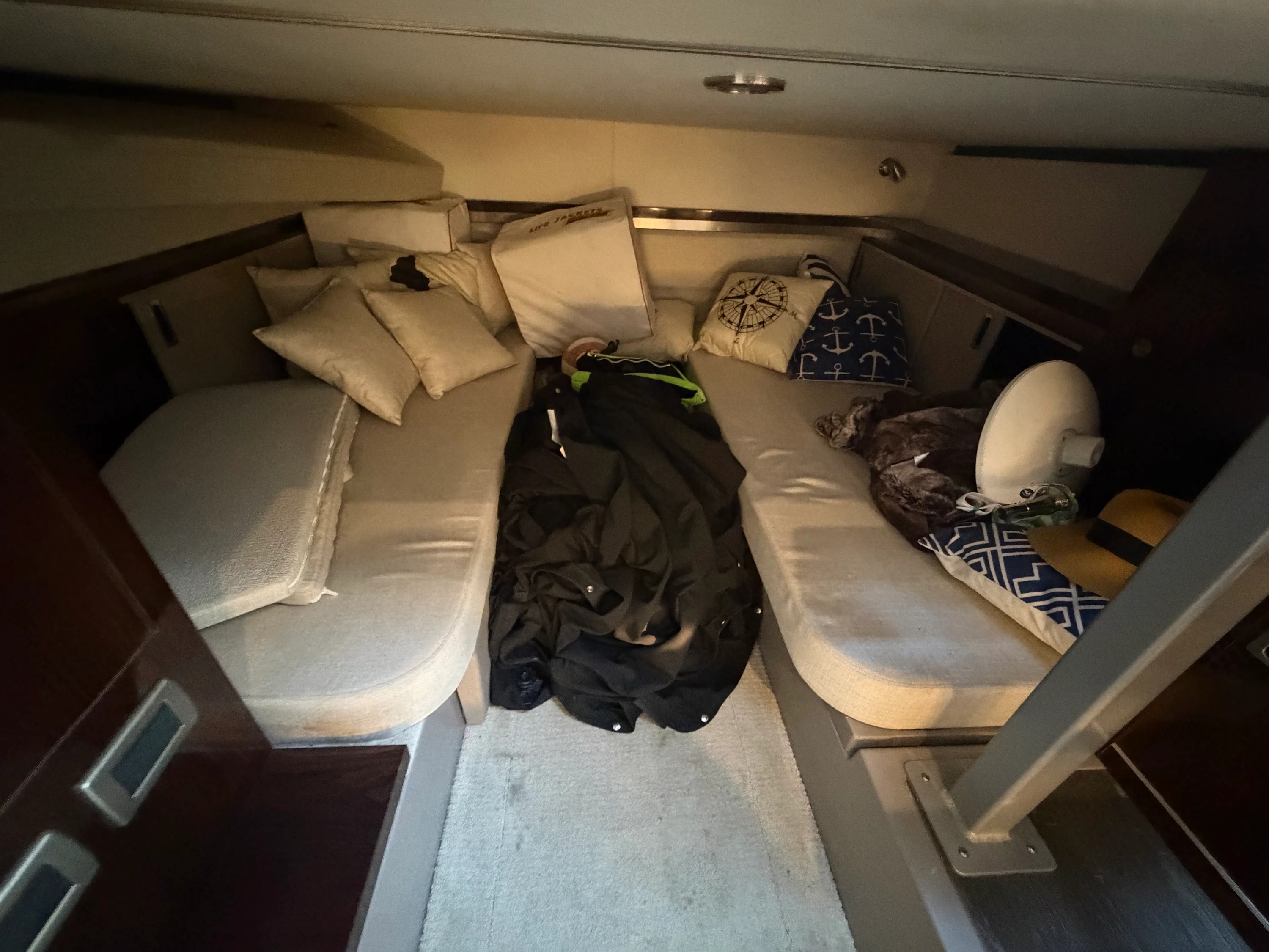 2019 Sea Ray 320 SUNDANCER Image Thumbnail #30