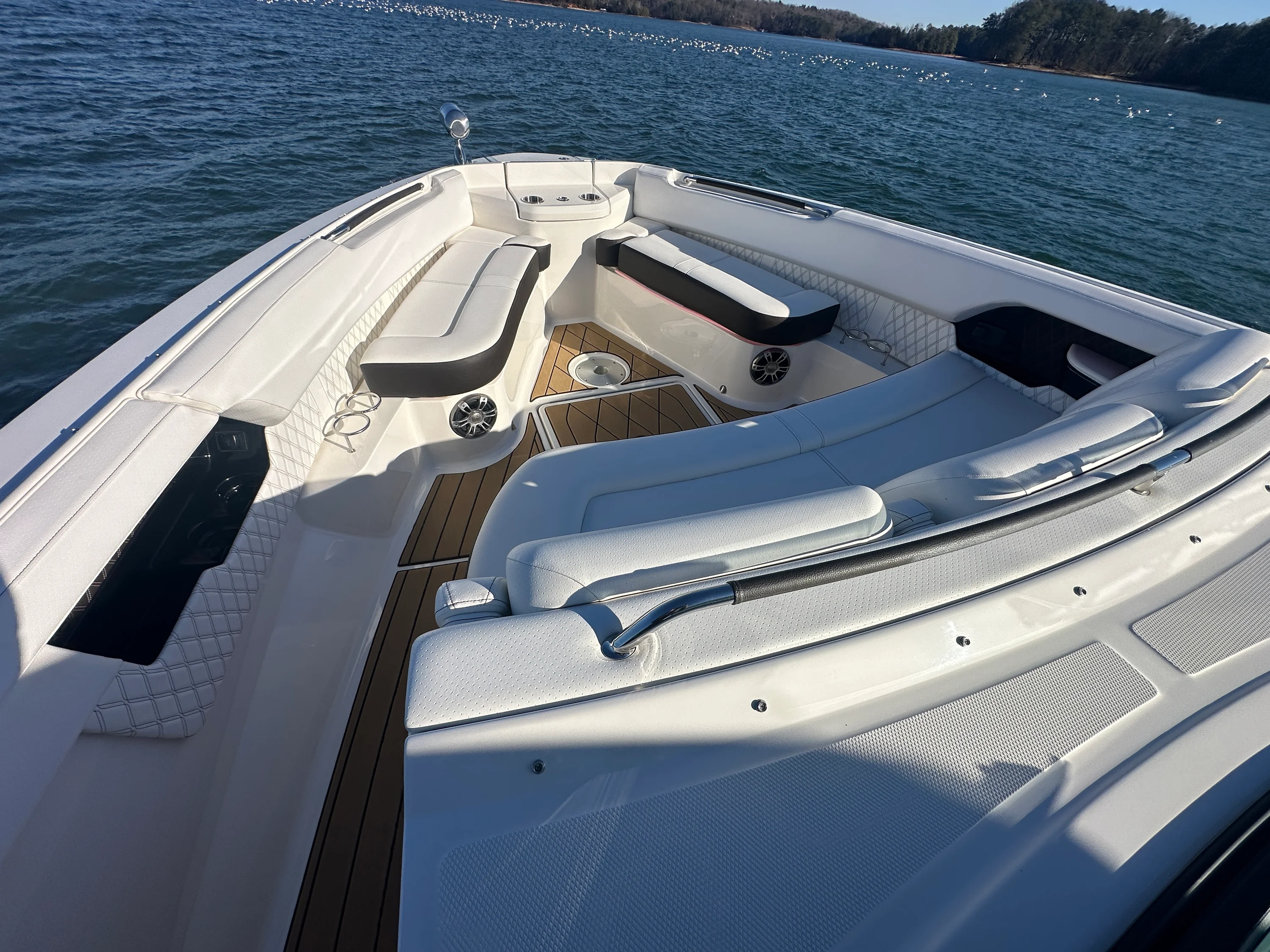 2024 Sea Ray 400 SLX Image Thumbnail #9