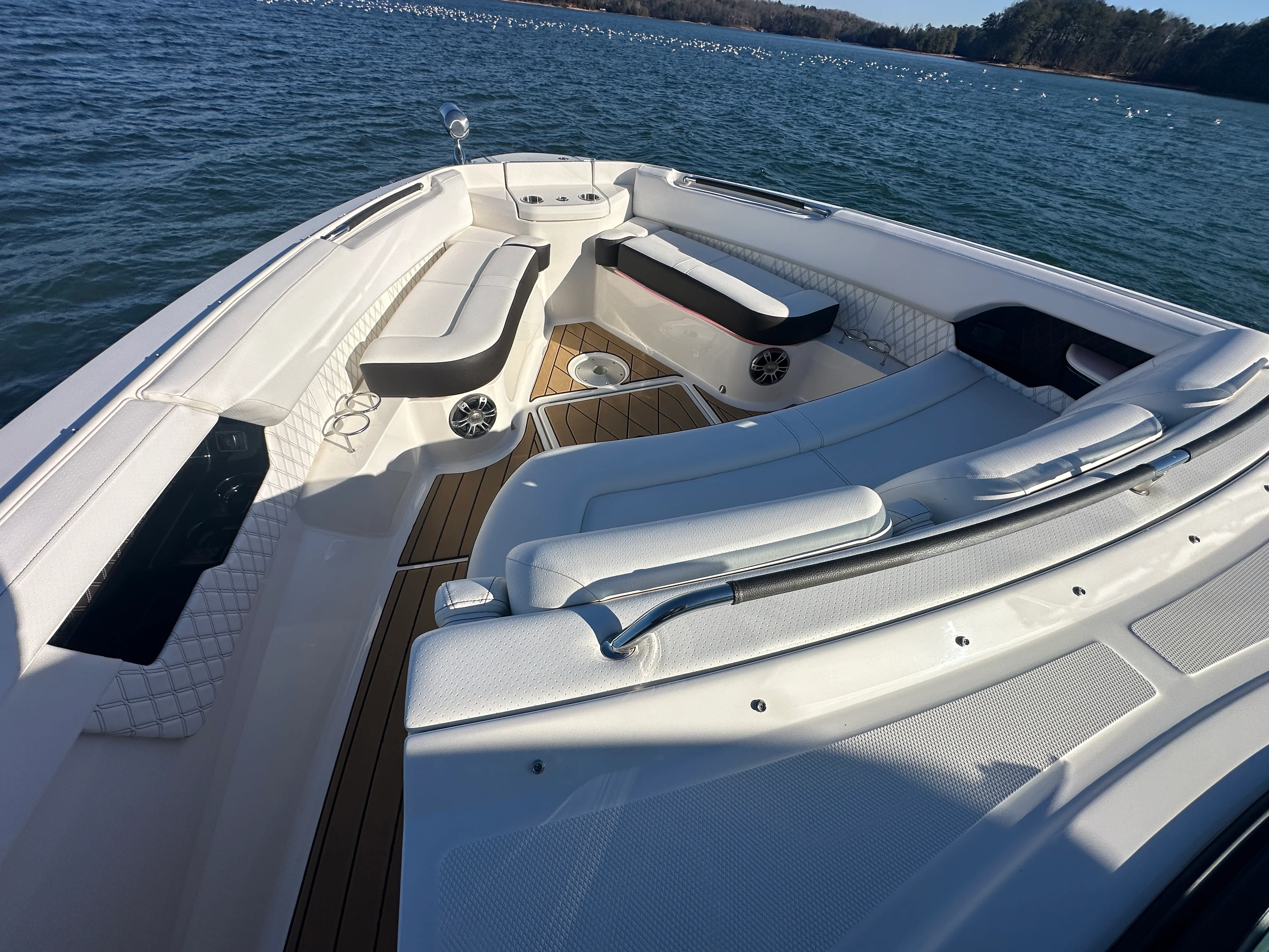 2024 Sea Ray 400 SLX Image Thumbnail #9