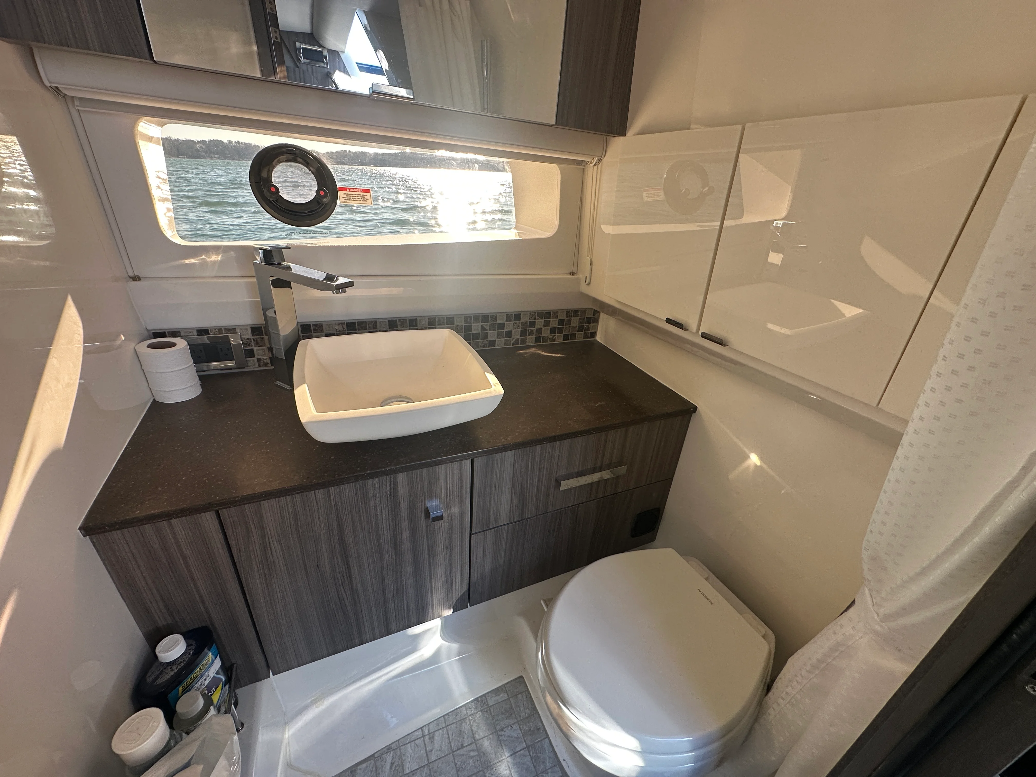 2024 Sea Ray 400 SLX Image Thumbnail #26