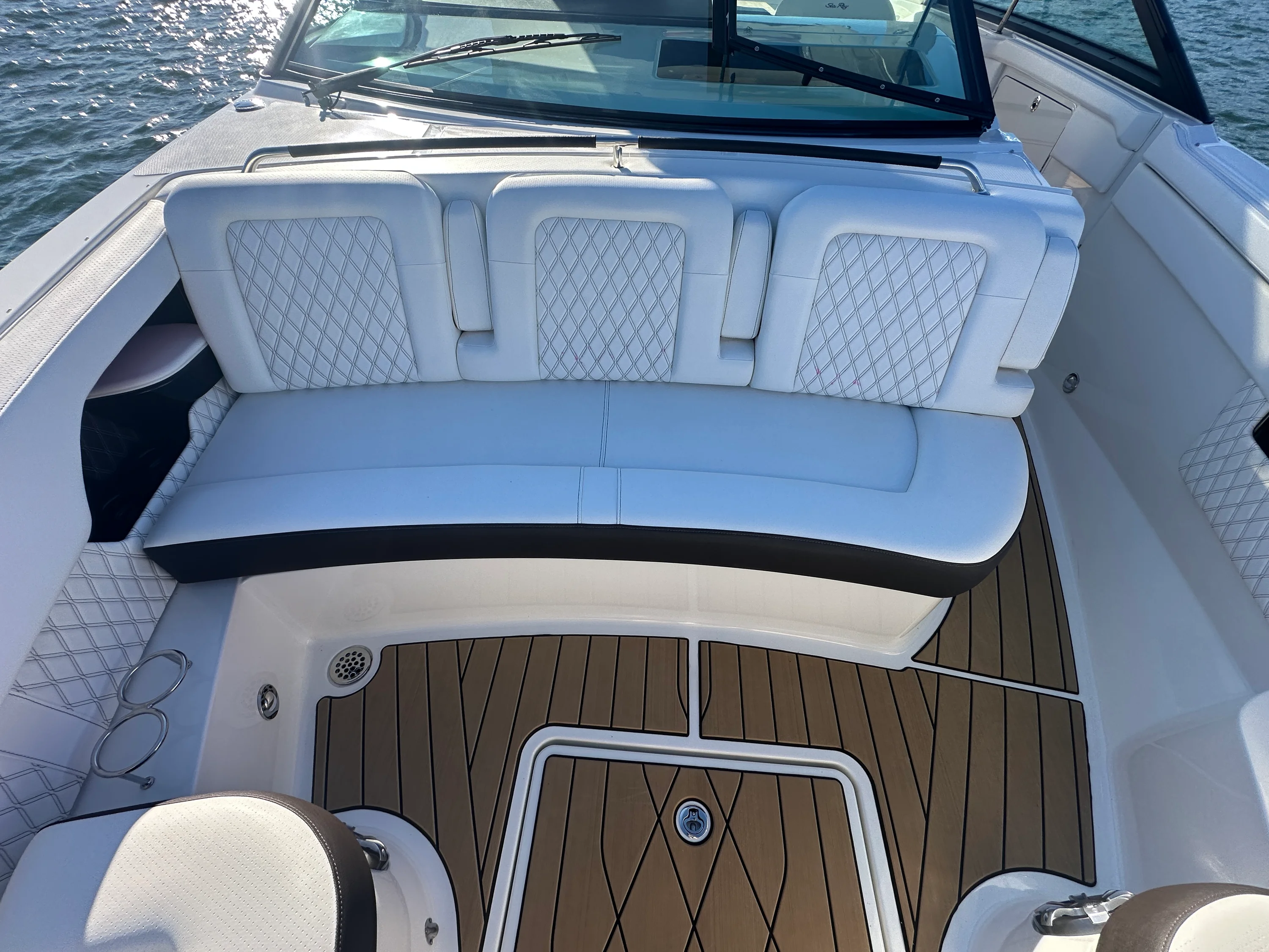 2024 Sea Ray 400 SLX Image Thumbnail #11