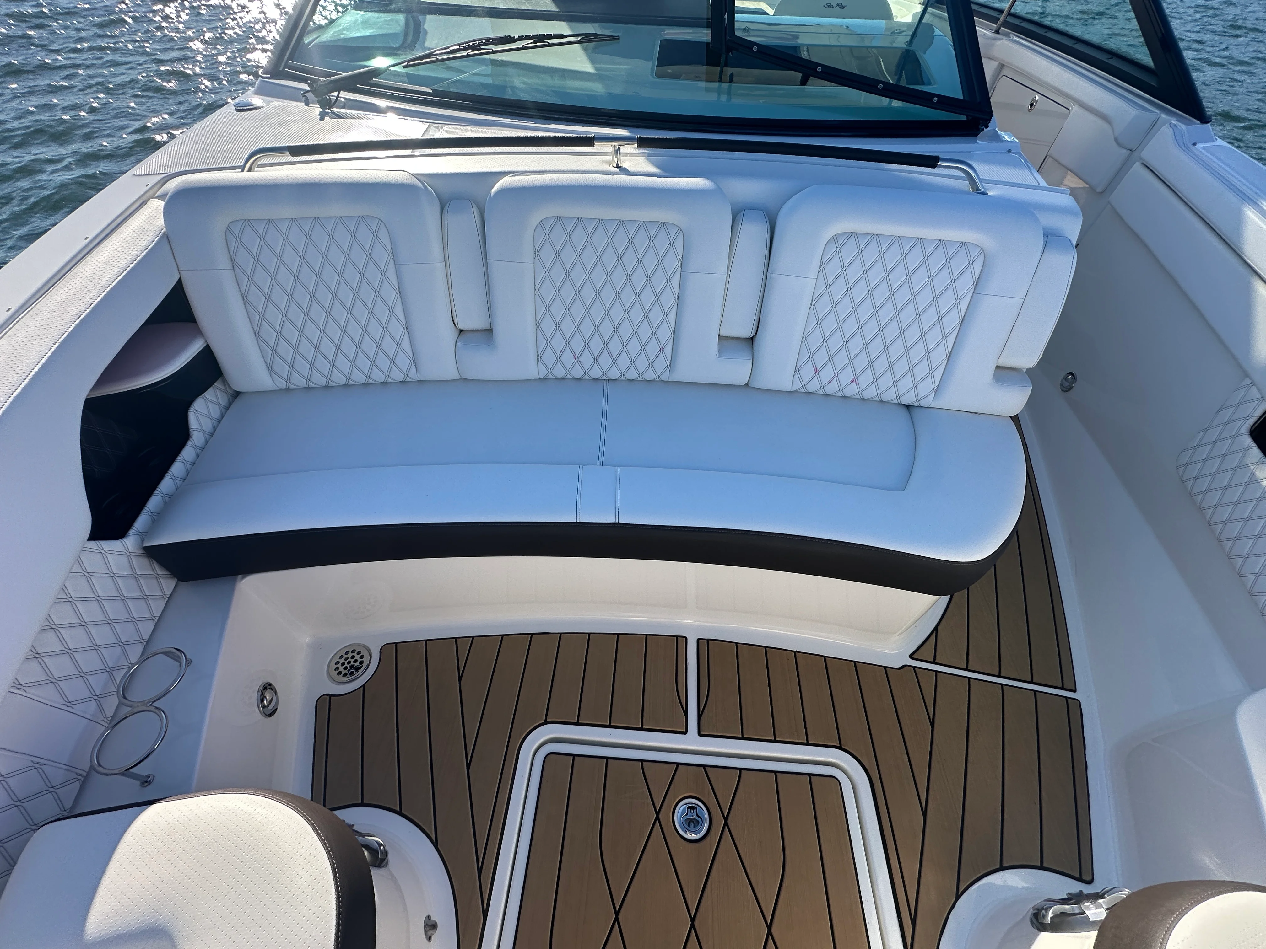 2024 Sea Ray 400 SLX Image Thumbnail #11