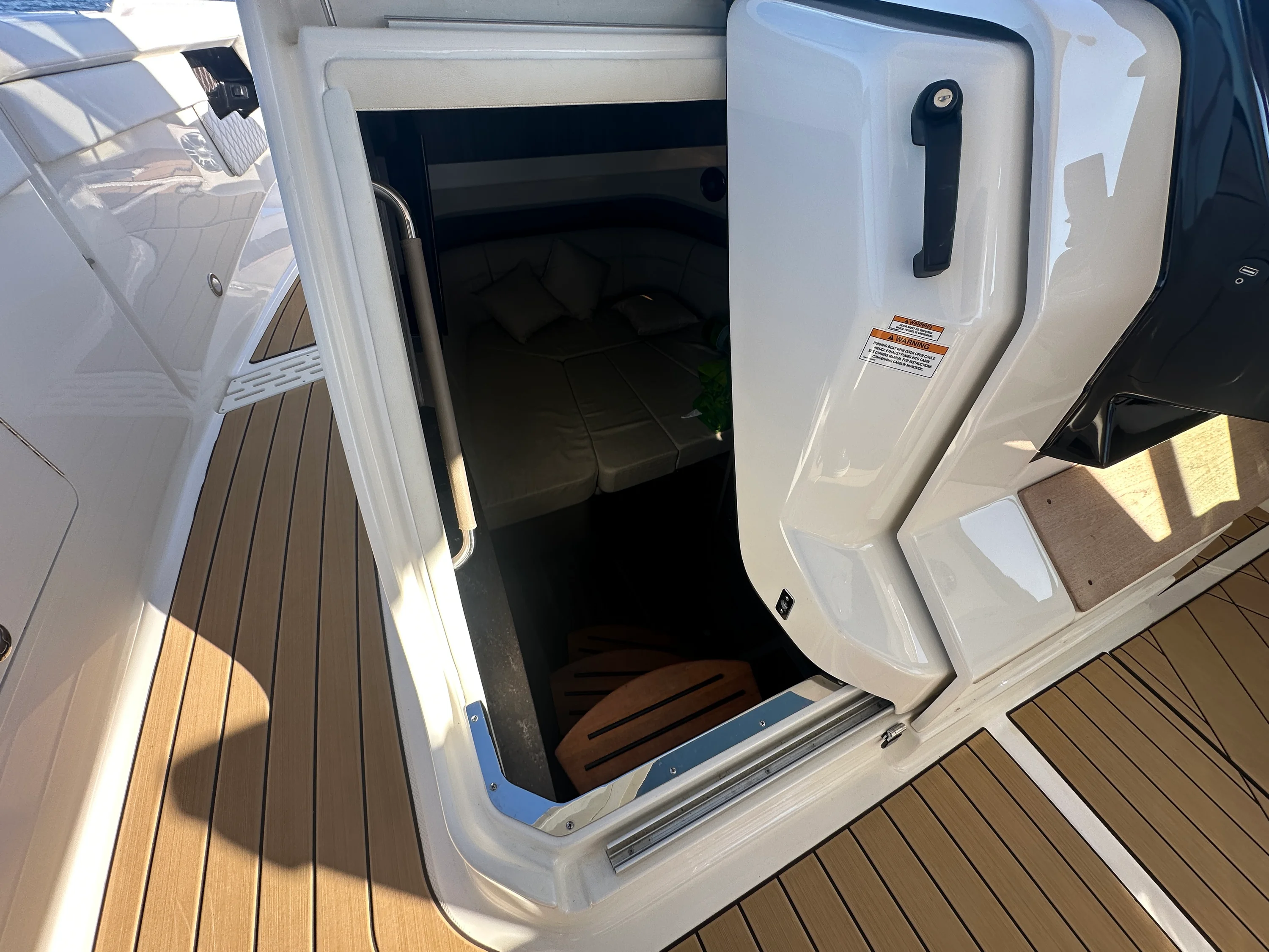 2024 Sea Ray 400 SLX Image Thumbnail #21