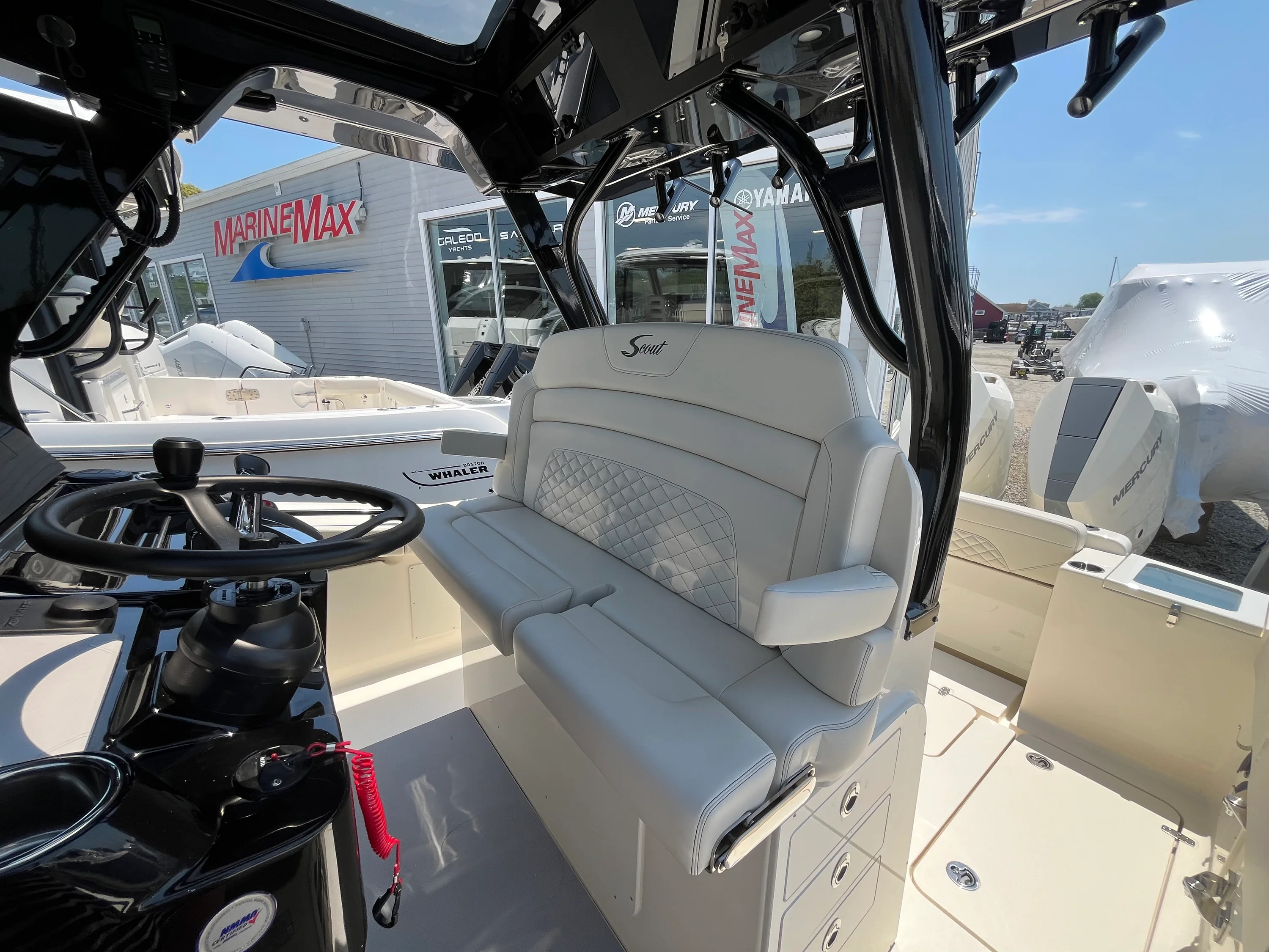 2026 Scout 330 LXF Image Thumbnail #16