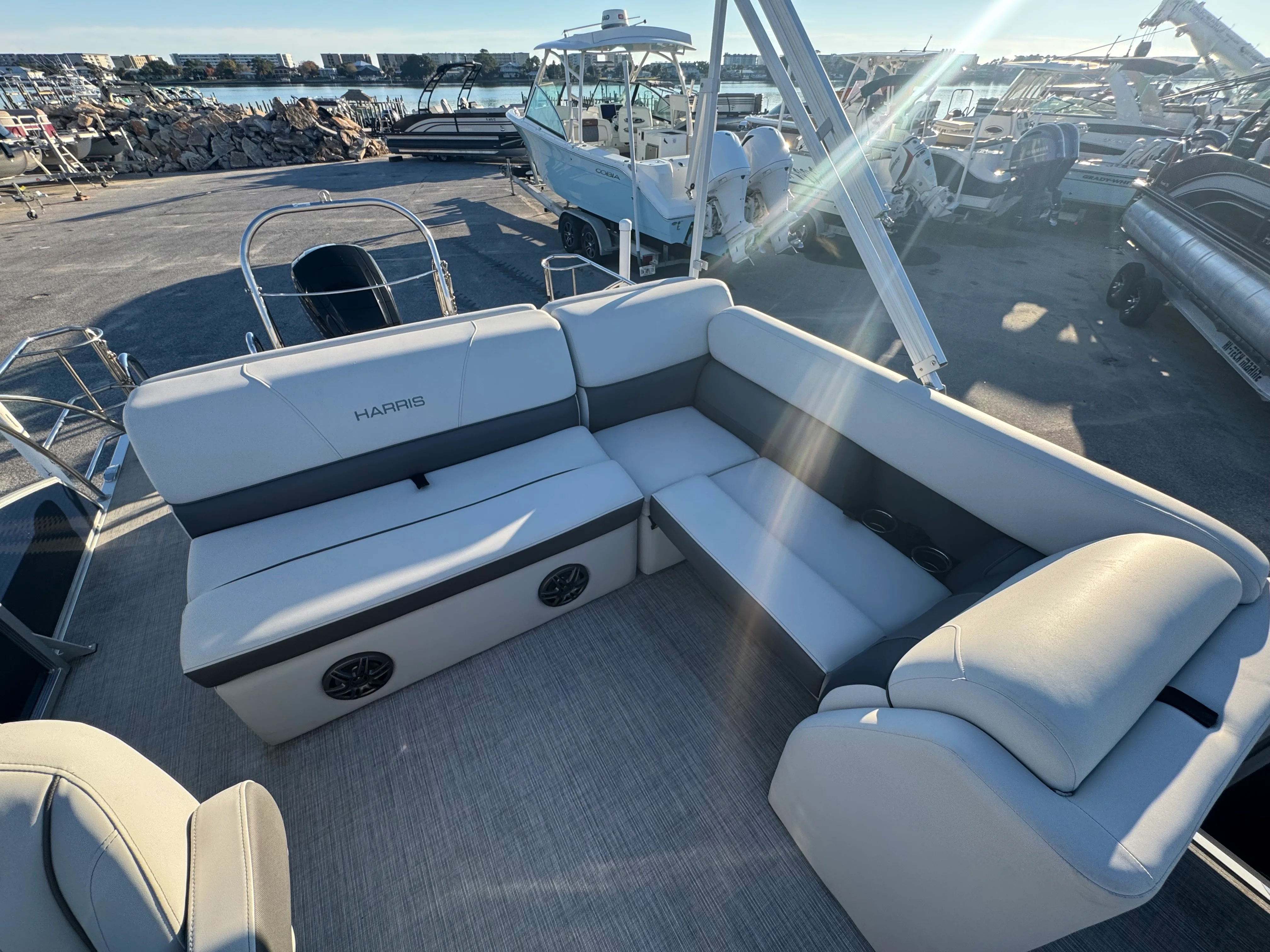 2022 Harris 210 CRUISER Image Thumbnail #11