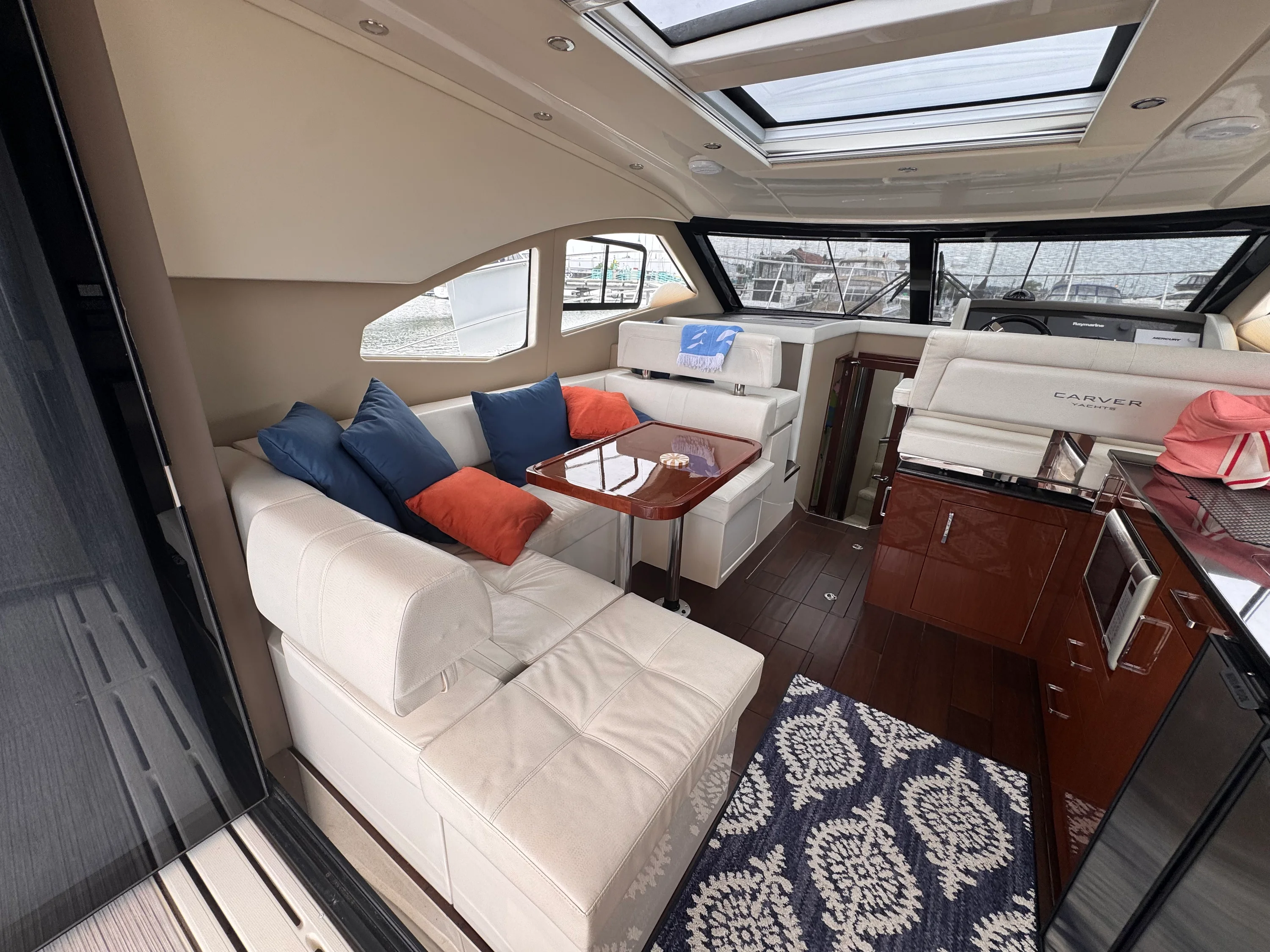 2018 Carver Yachts C37 Image Thumbnail #7