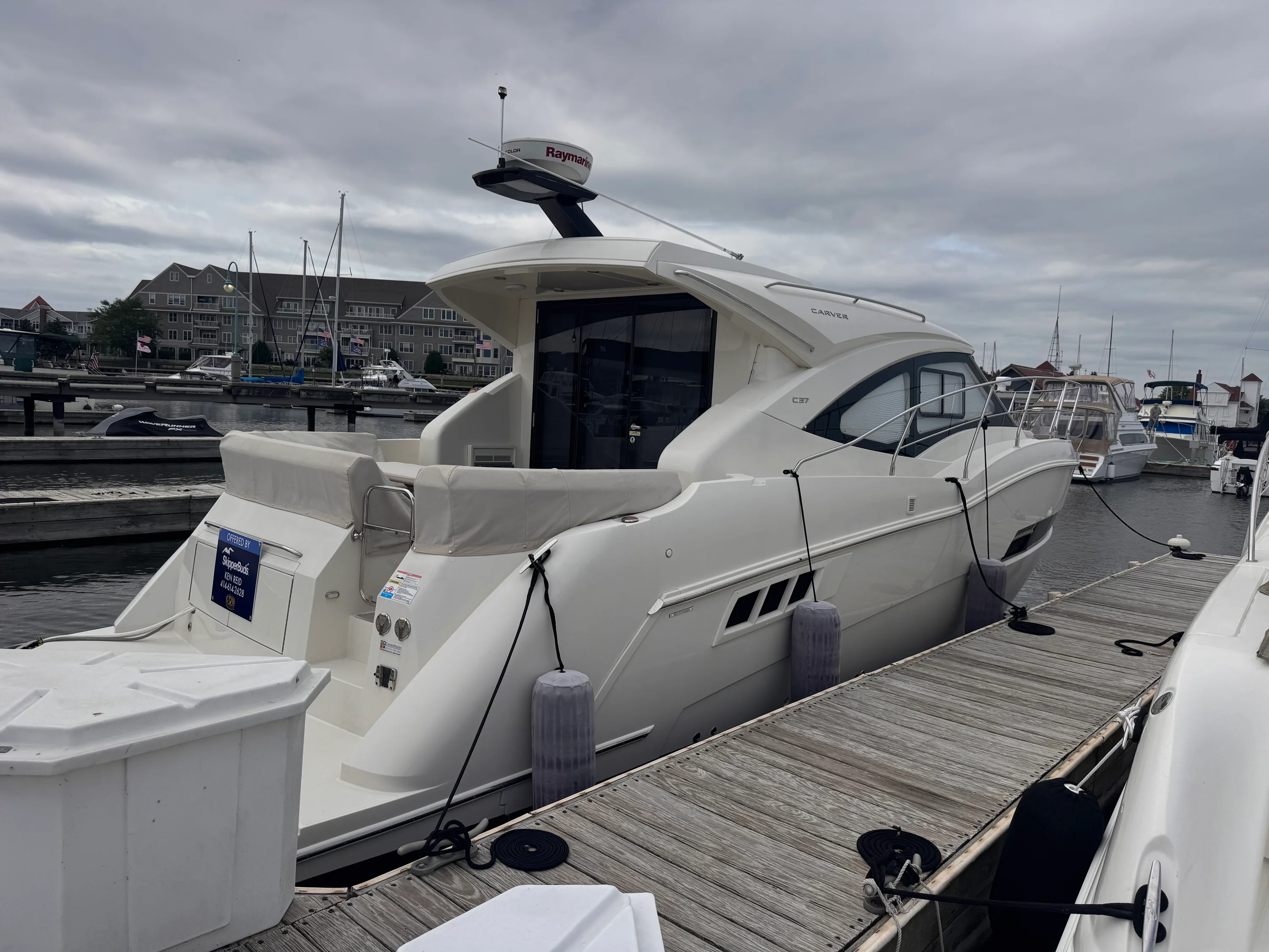 2018 Carver Yachts C37 Image Thumbnail #1