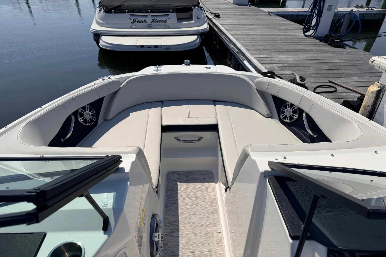 2023 Sea Ray SPX 190 Image Thumbnail #14