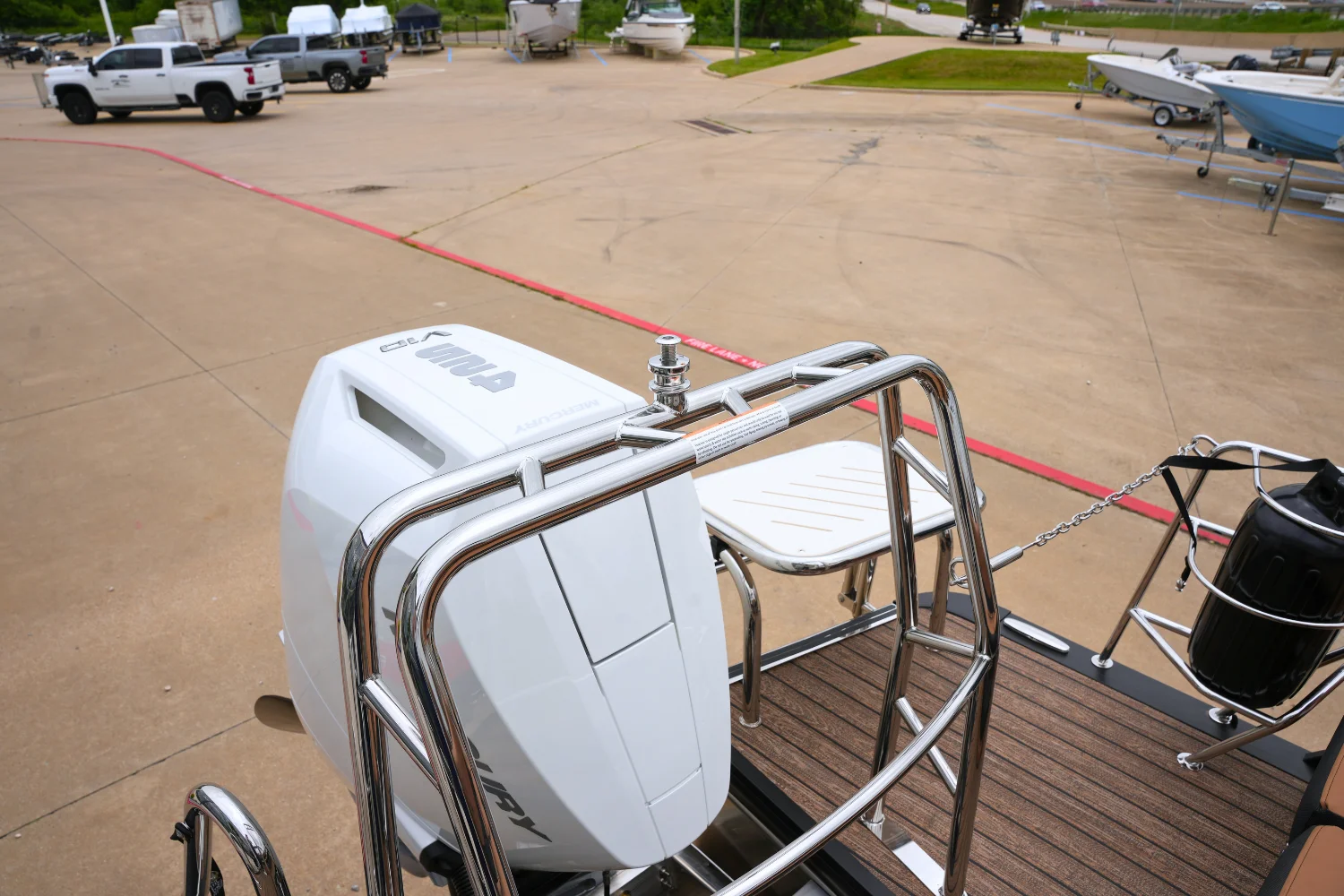 2026 Harris GRAND MARINER 250 Image Thumbnail #9