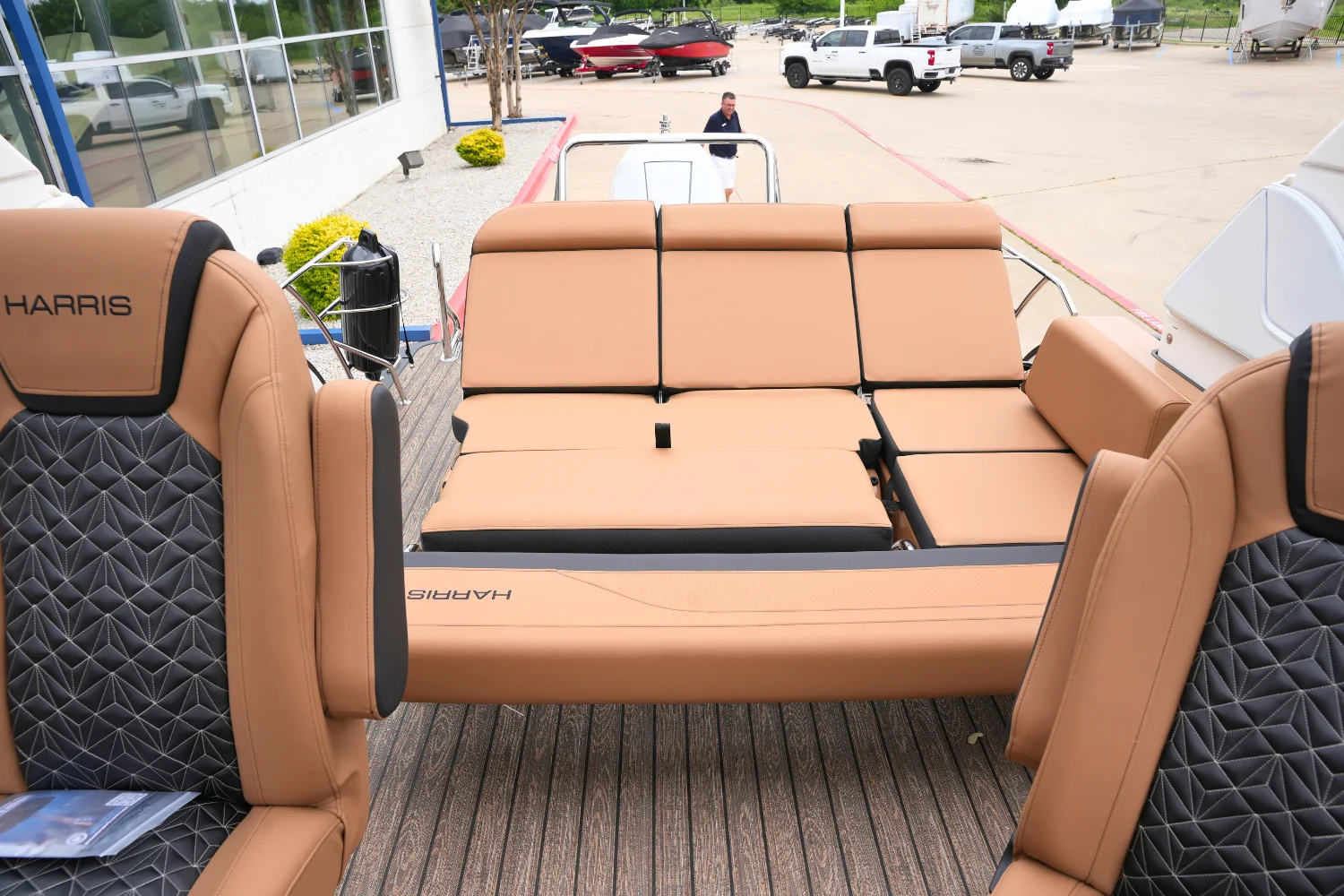 2026 Harris GRAND MARINER 250 Image Thumbnail #17