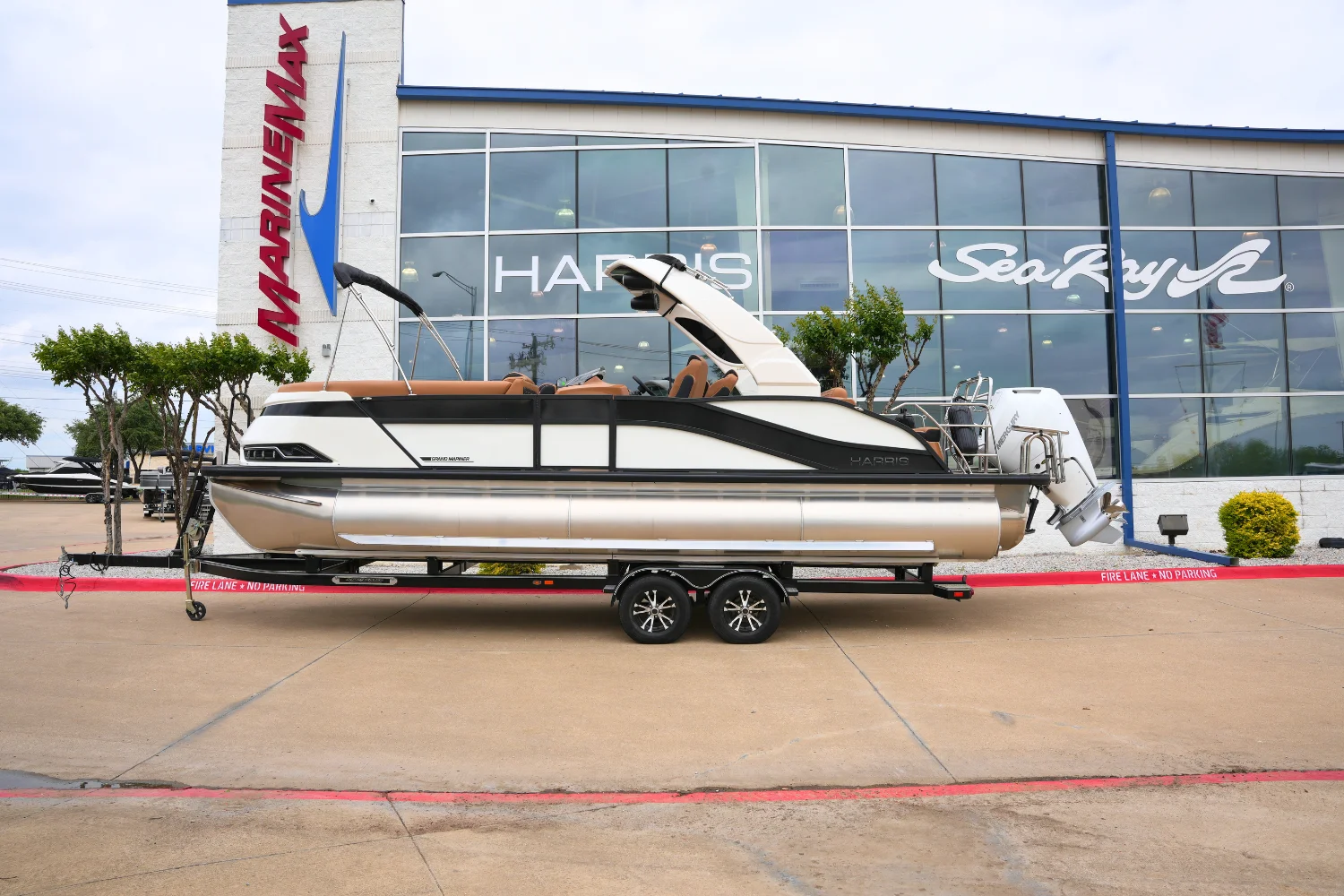 2026 Harris GRAND MARINER 250 Image Thumbnail #0