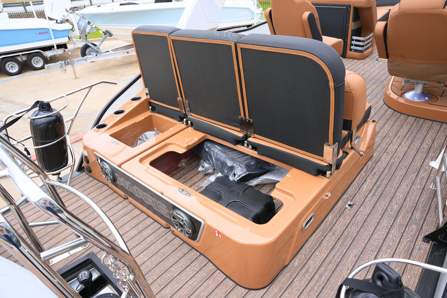 2026 Harris GRAND MARINER 250 Image Thumbnail #12