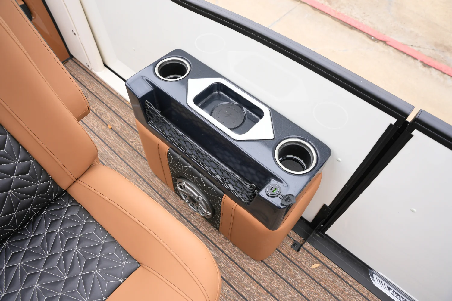 2026 Harris GRAND MARINER 250 Image Thumbnail #27