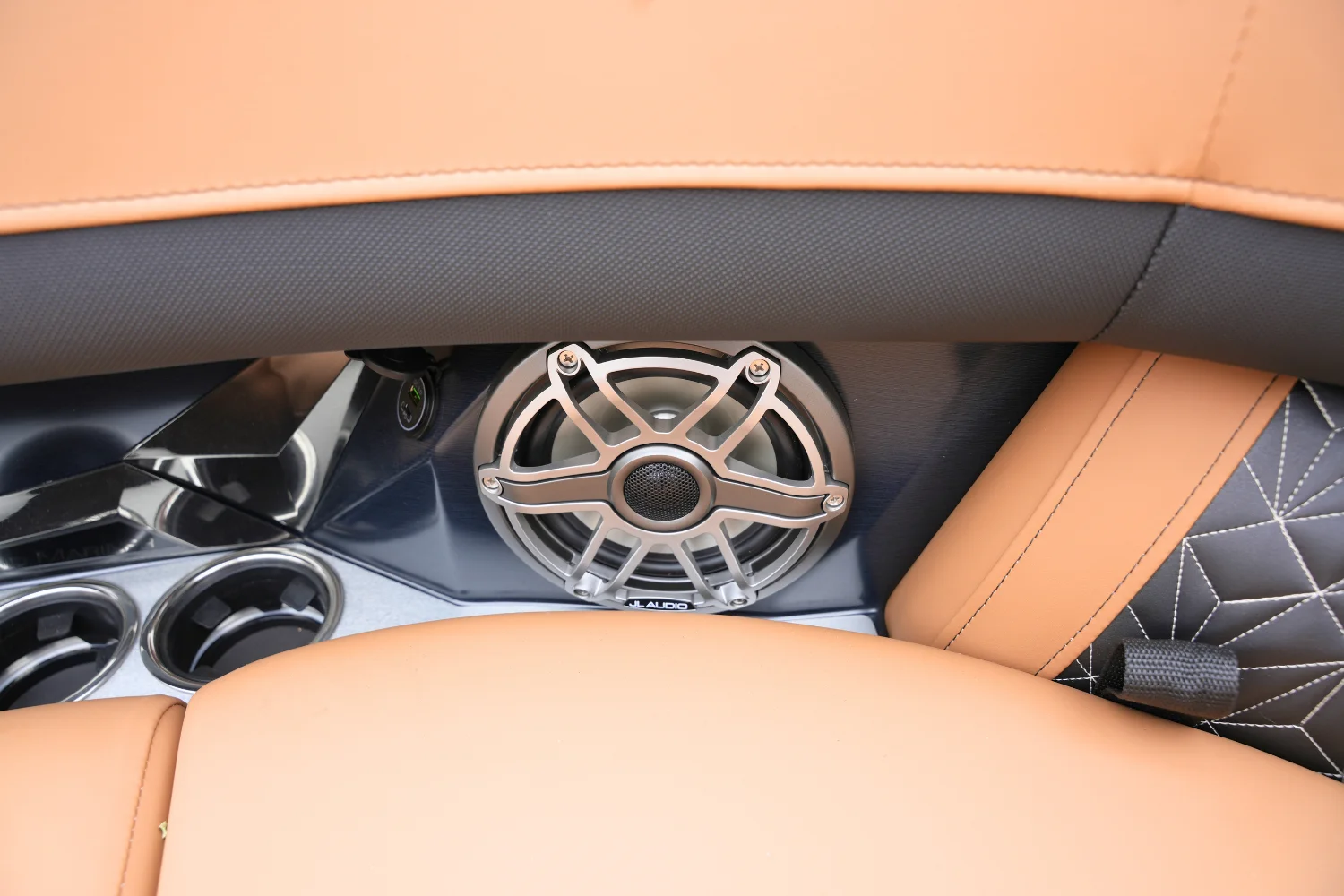 2026 Harris GRAND MARINER 250 Image Thumbnail #36