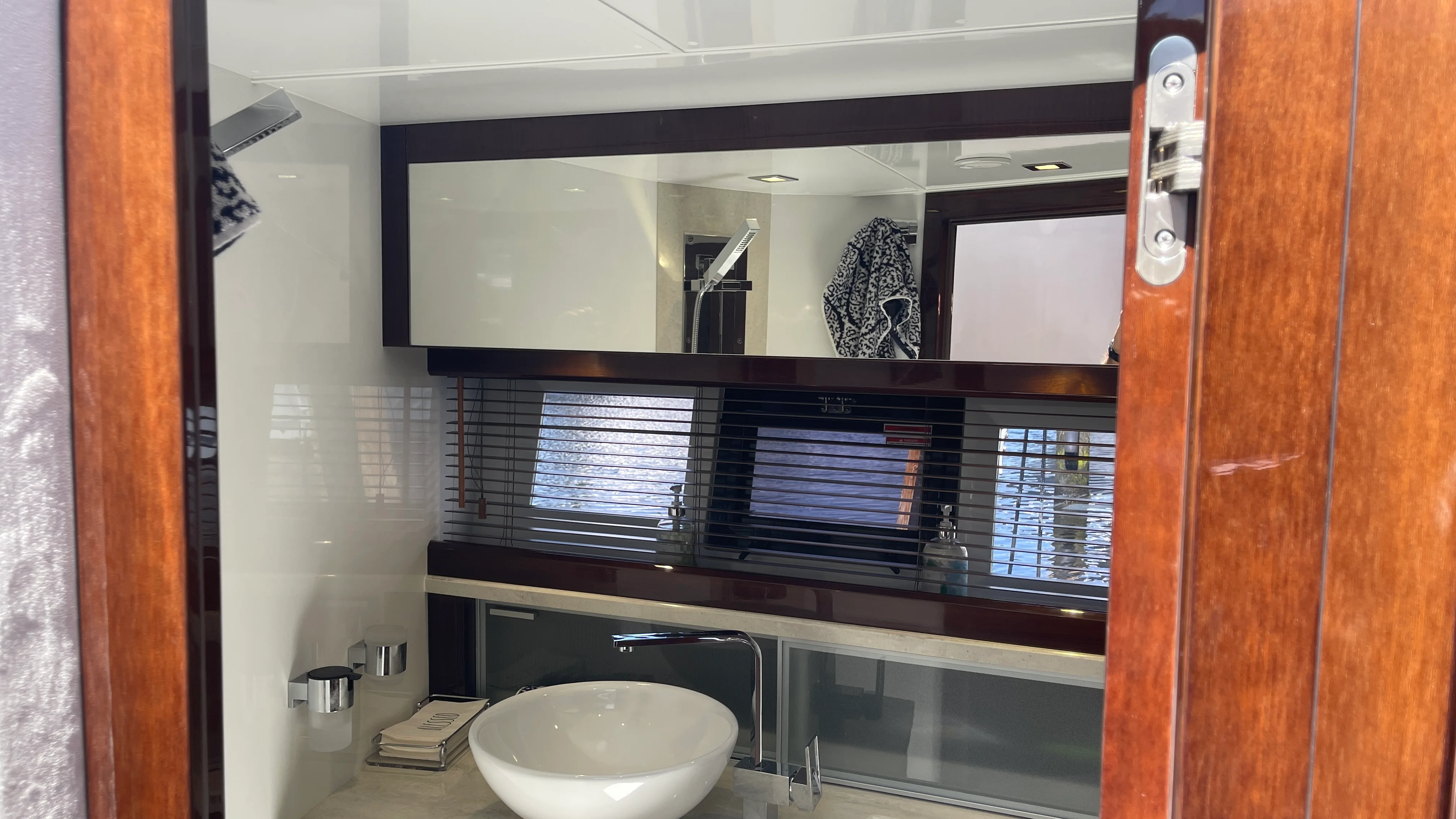 2019 Galeon 430 HTC Image Thumbnail #23